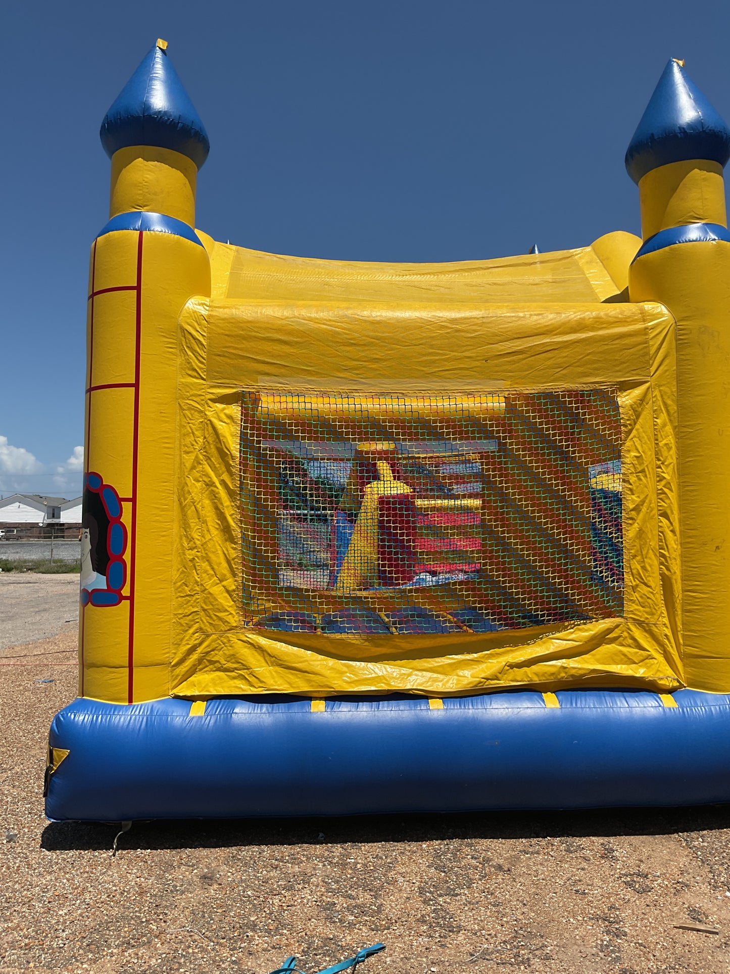 Yellow Castle Bounce
