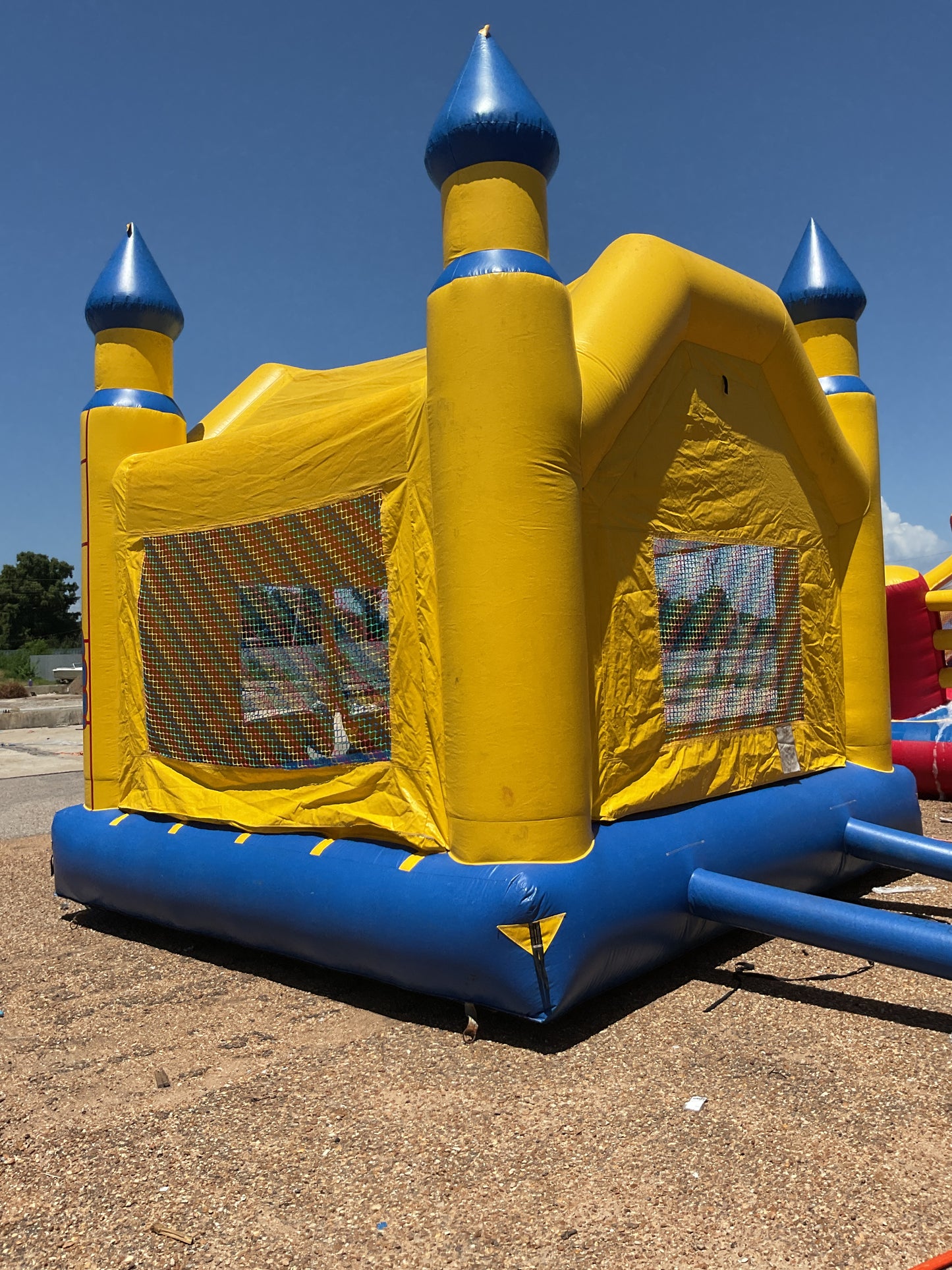 Yellow Castle Bounce