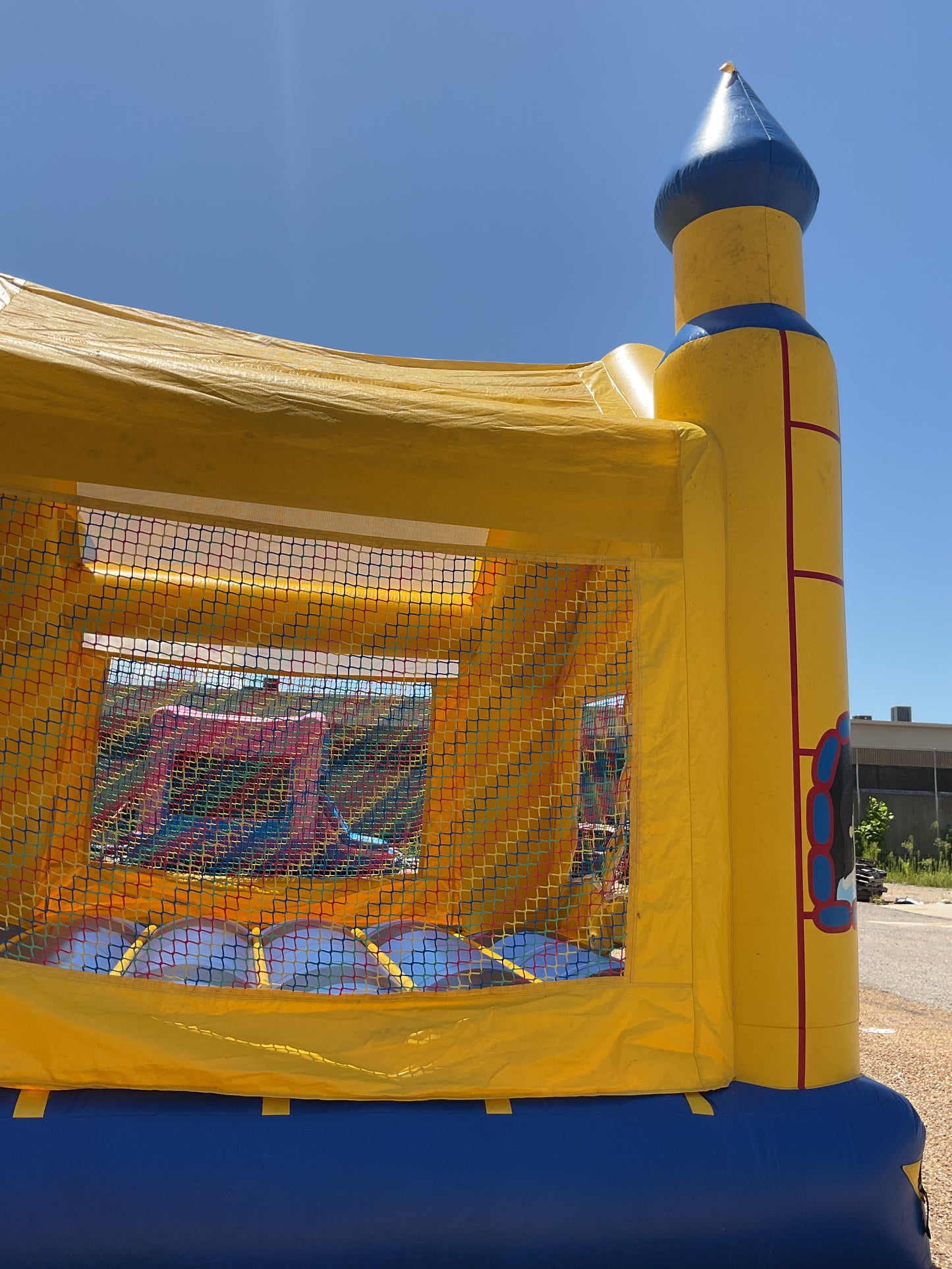 Yellow Castle Bounce