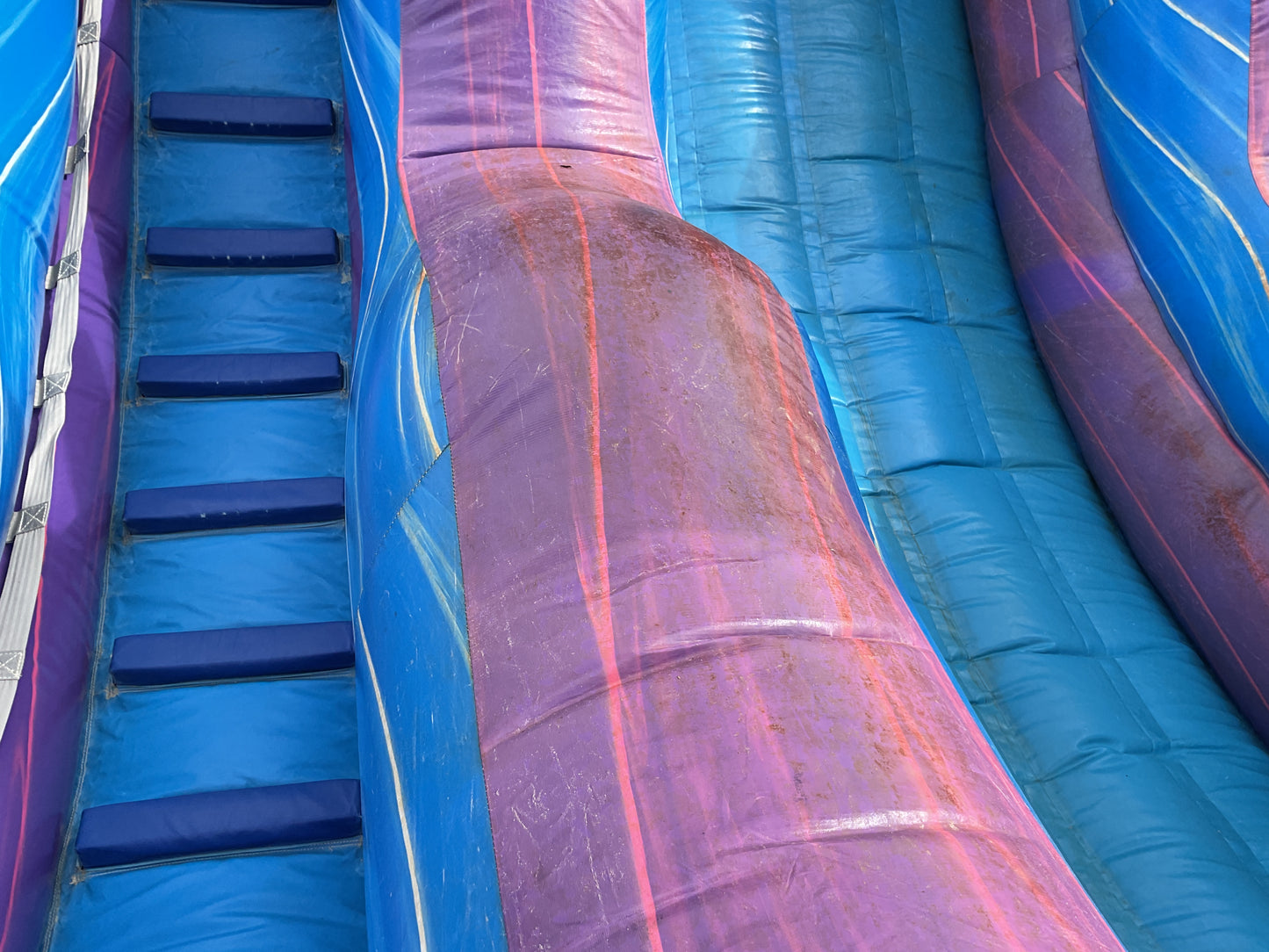 18' Purple Hurricane with pool