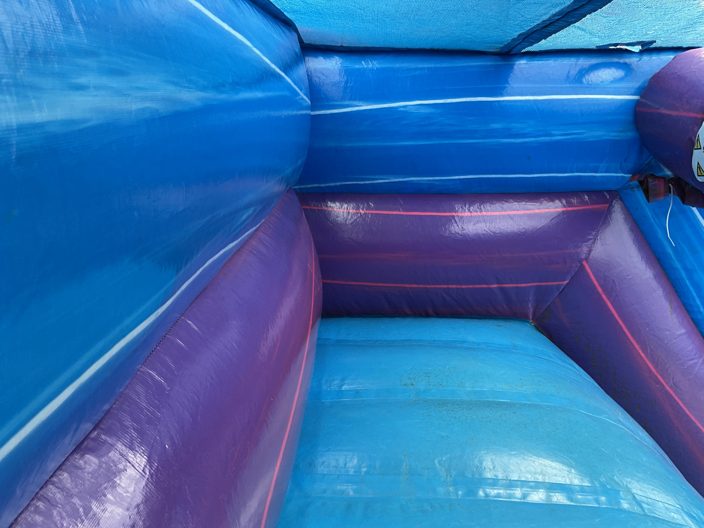 18' Purple Hurricane with pool