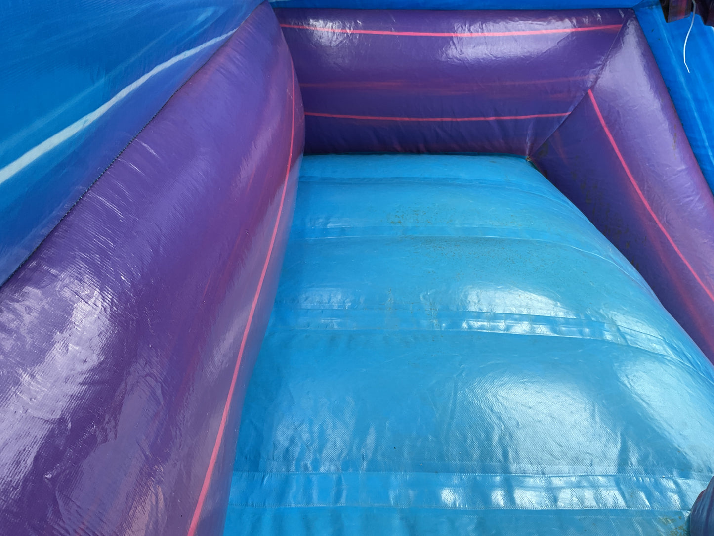18' Purple Hurricane with pool