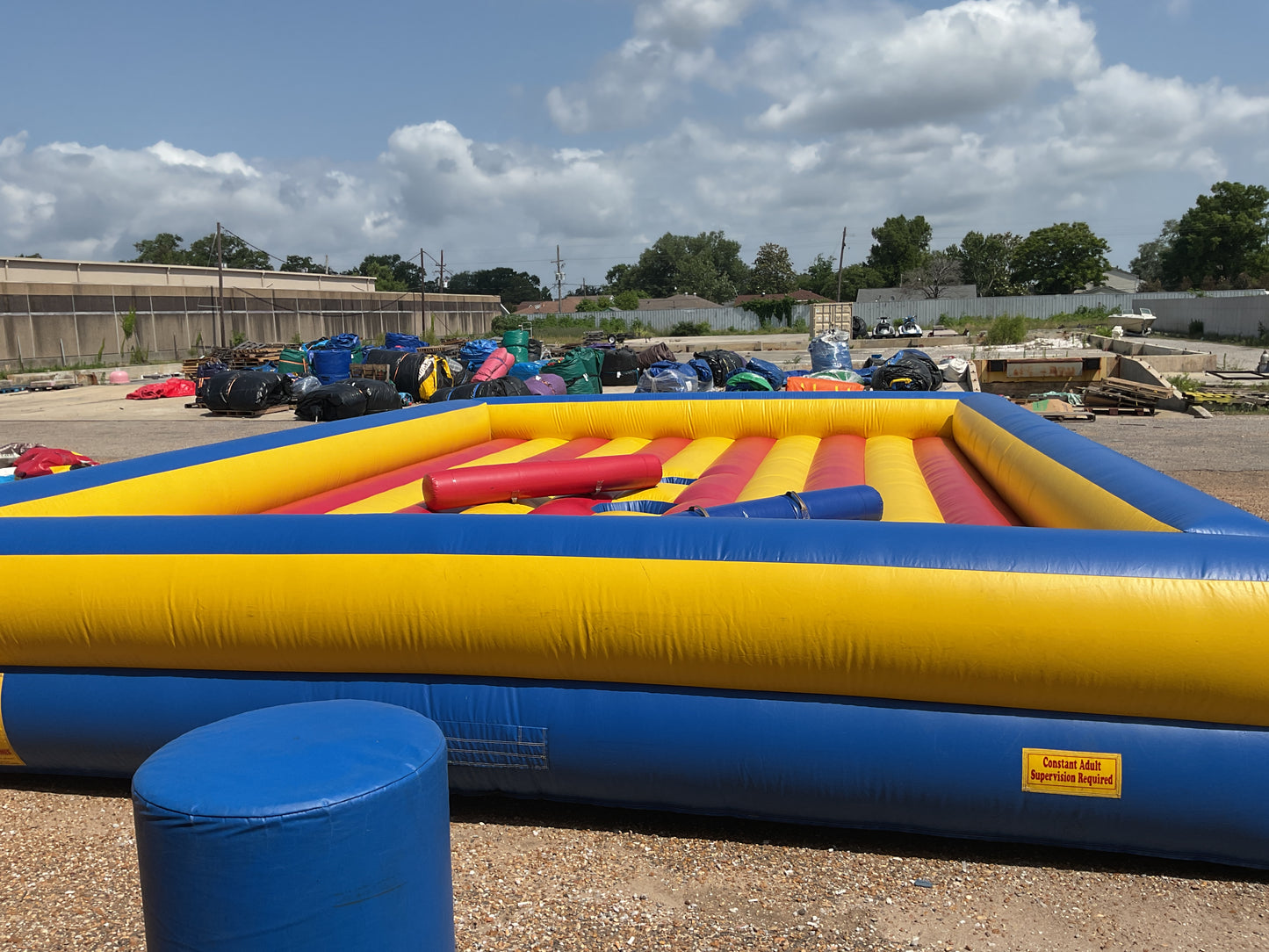 Joust Interactive inflatable with accessories