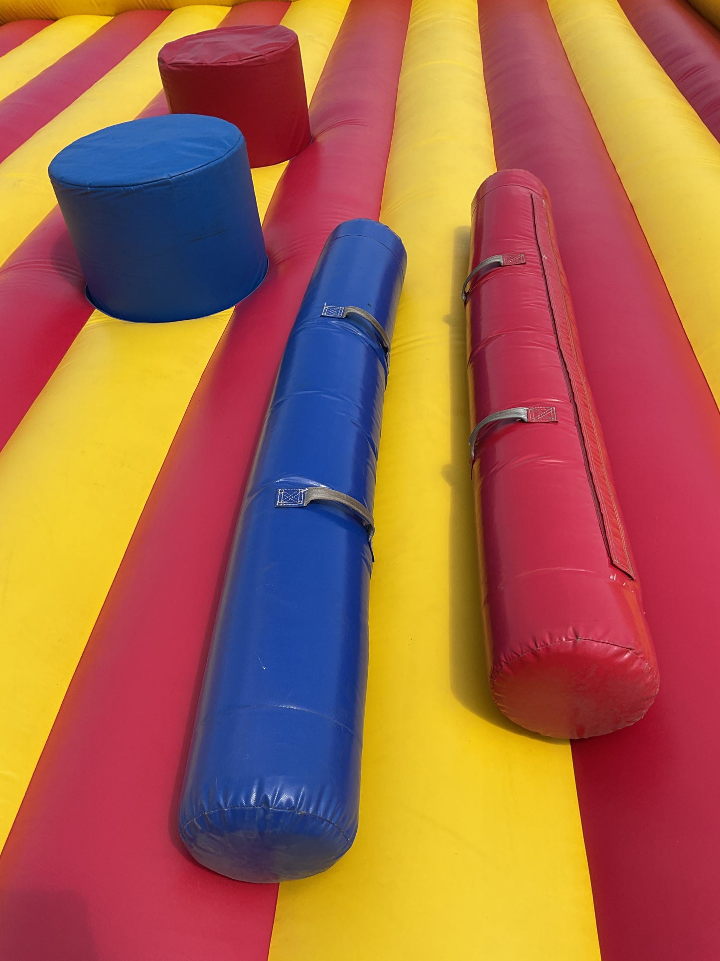 Joust Interactive inflatable with accessories