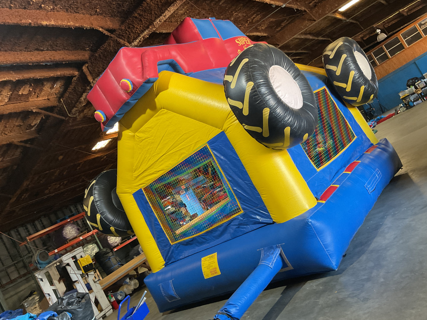 Monster Truck Bounce