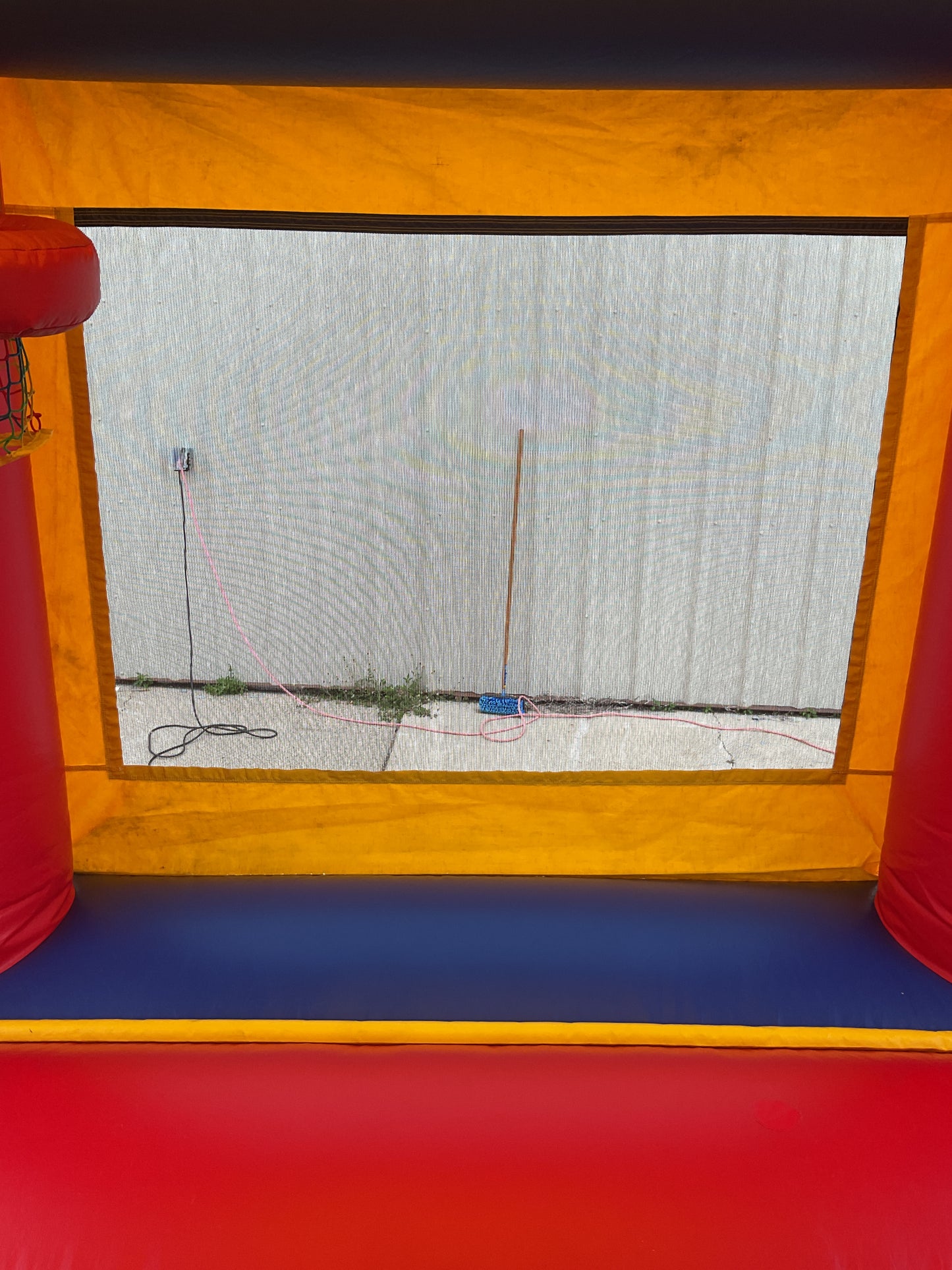 Sports Wet Dry Combo with pool