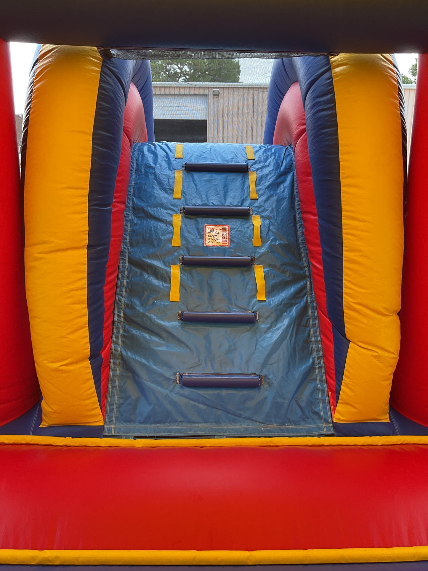Sports Wet Dry Combo with pool