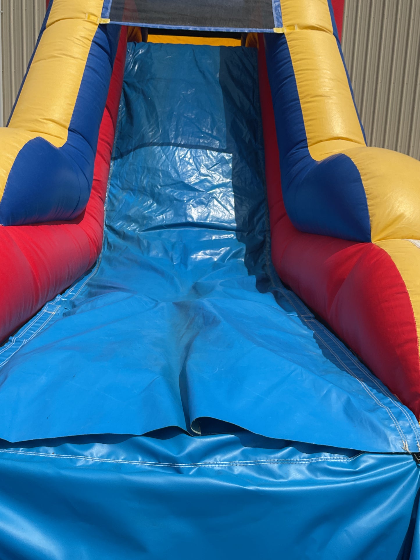 Sports Wet Dry Combo with pool