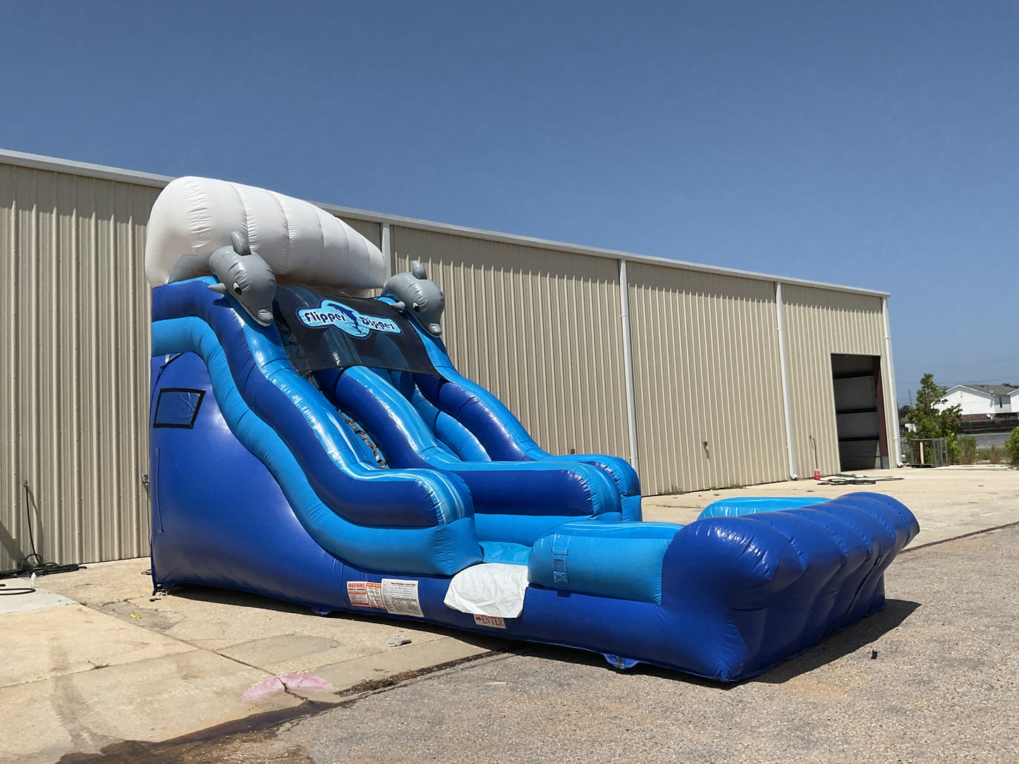 Flipper Dipper Slide with splash pool