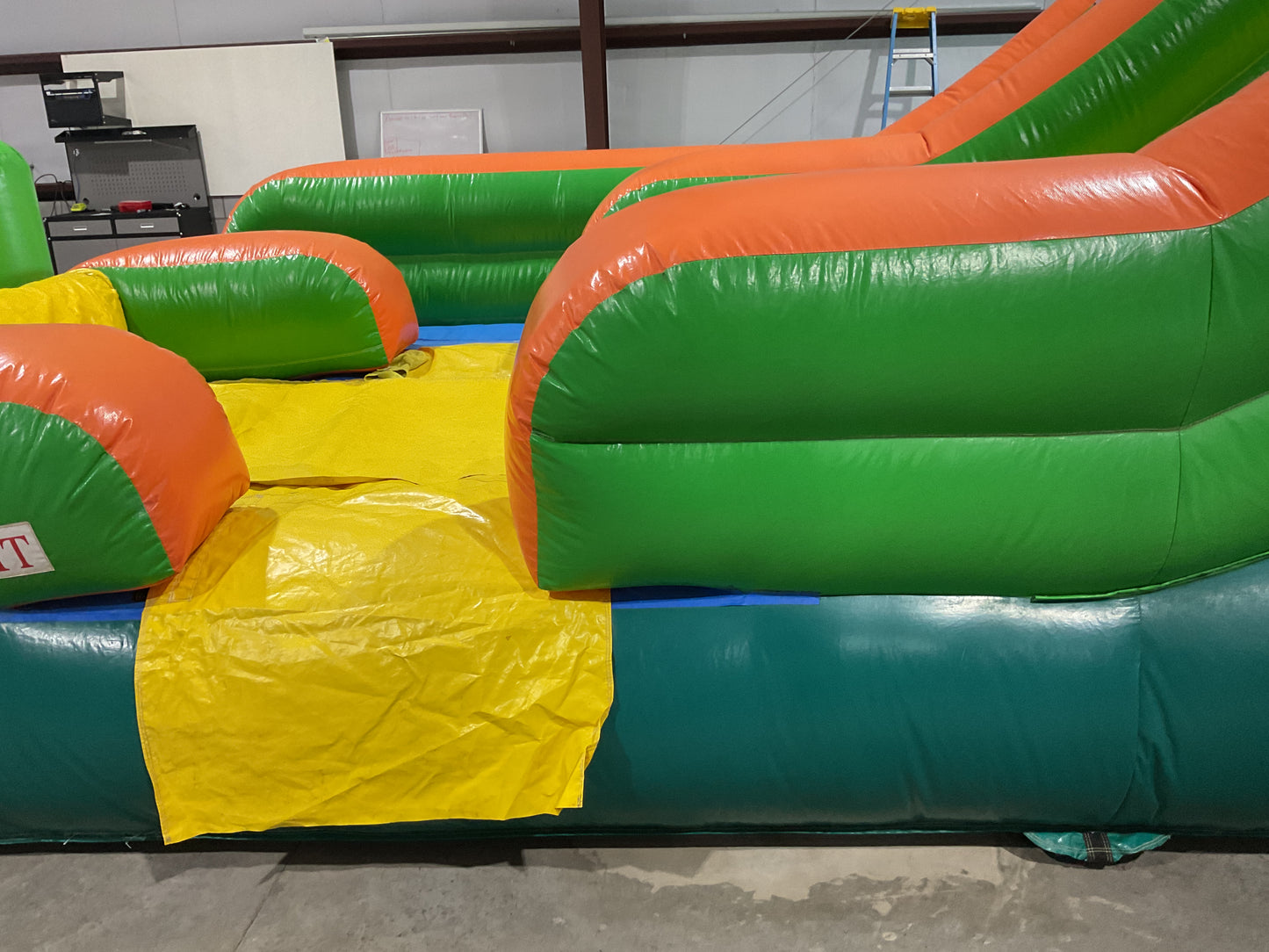 19' Tiki Island Slide with landing