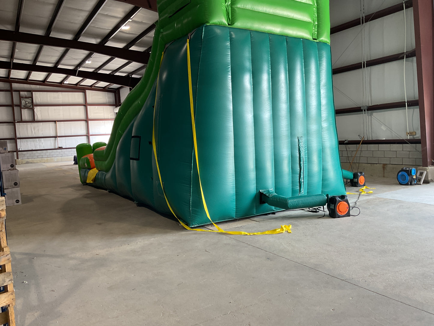 19' Tiki Island Slide with landing