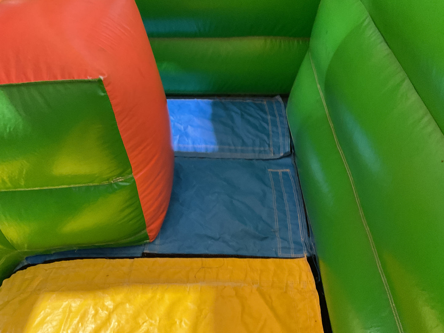 19' Tiki Island Slide with landing