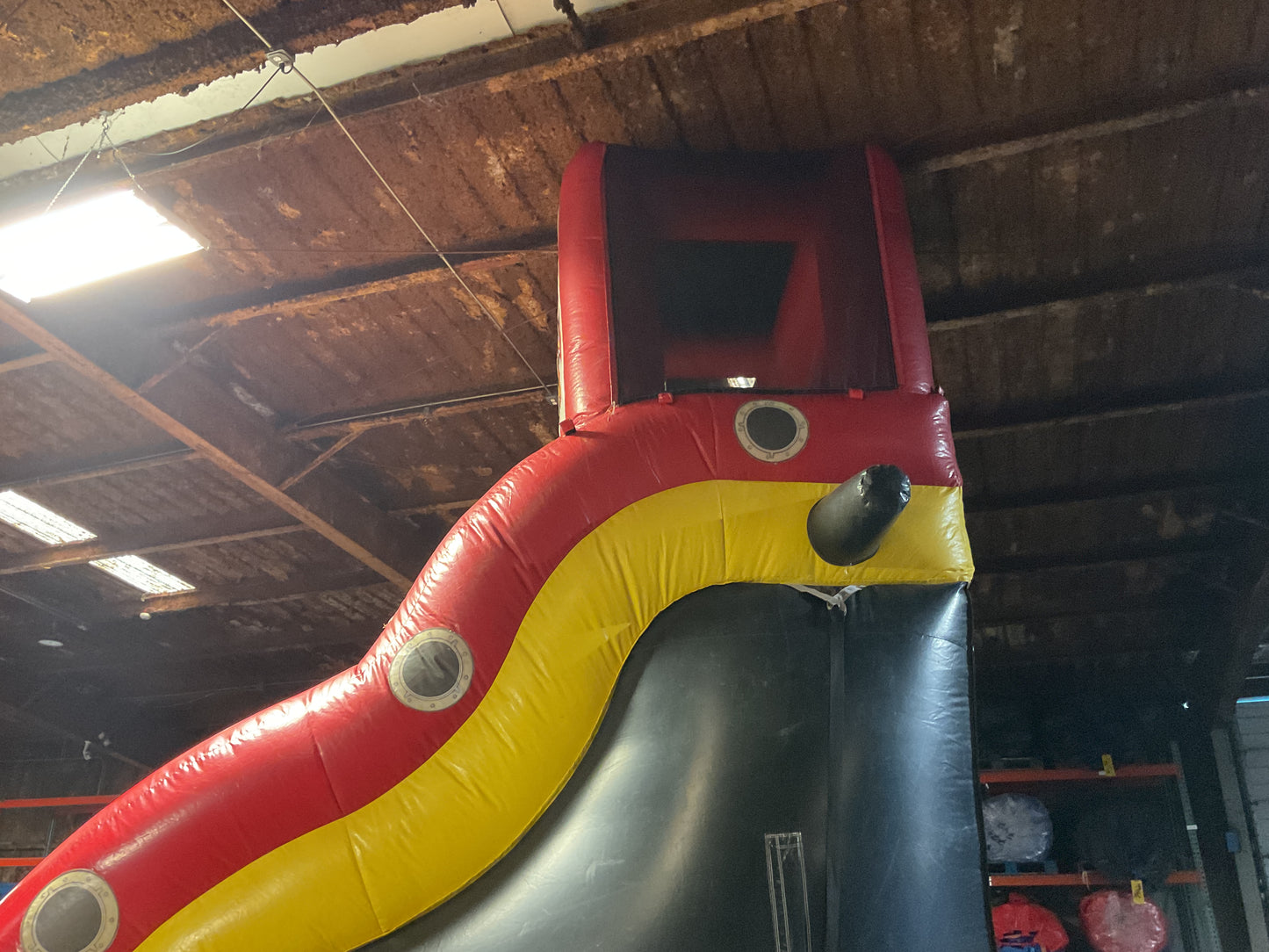 18' Adventure Galley Slide