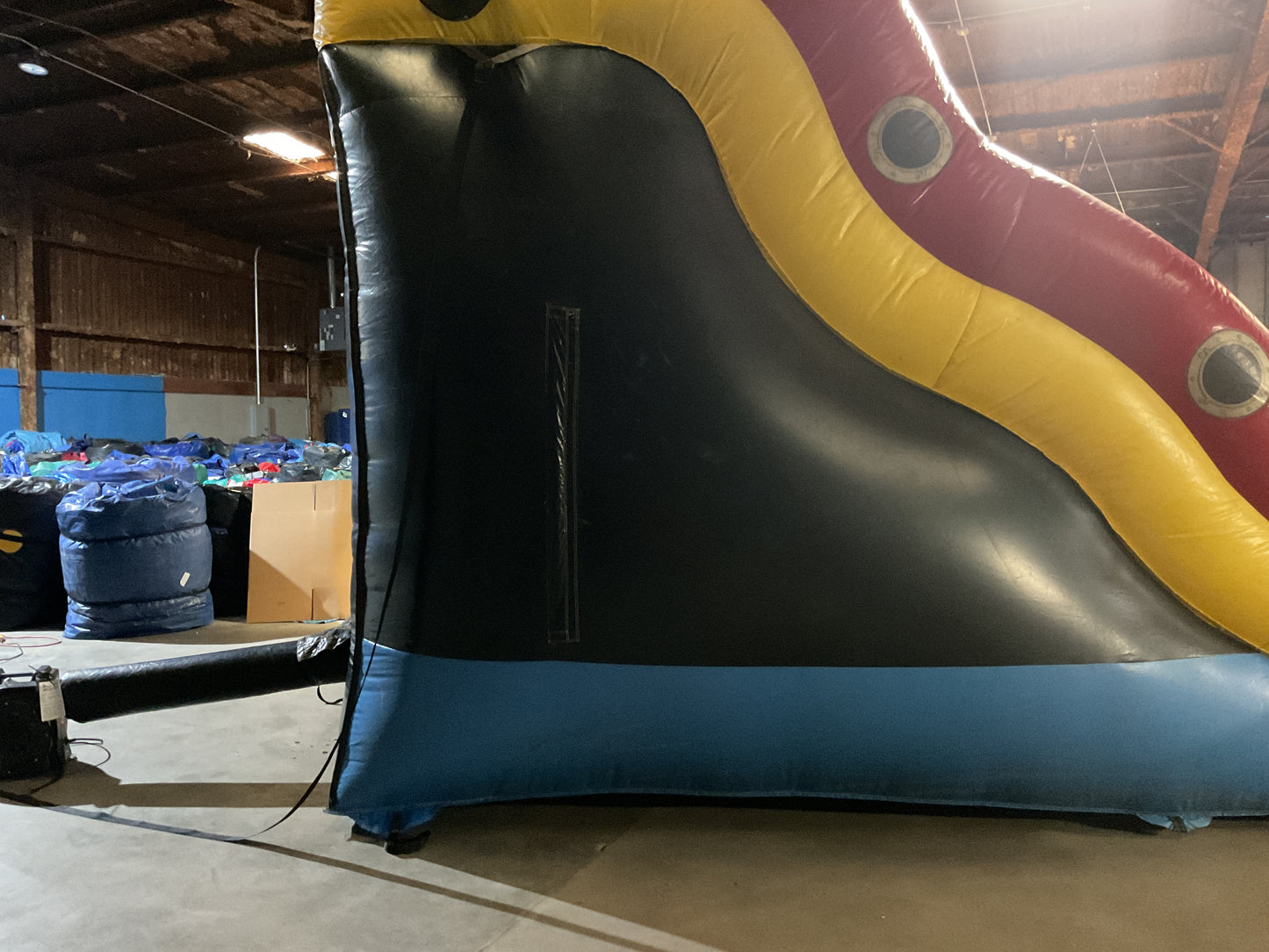 18' Adventure Galley Slide