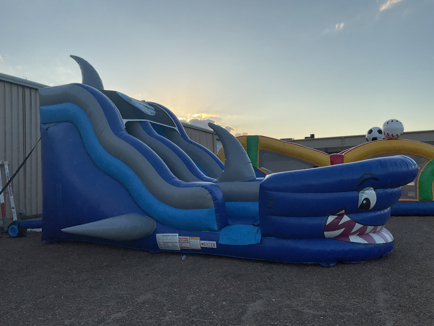 18' Shark Tank Slide