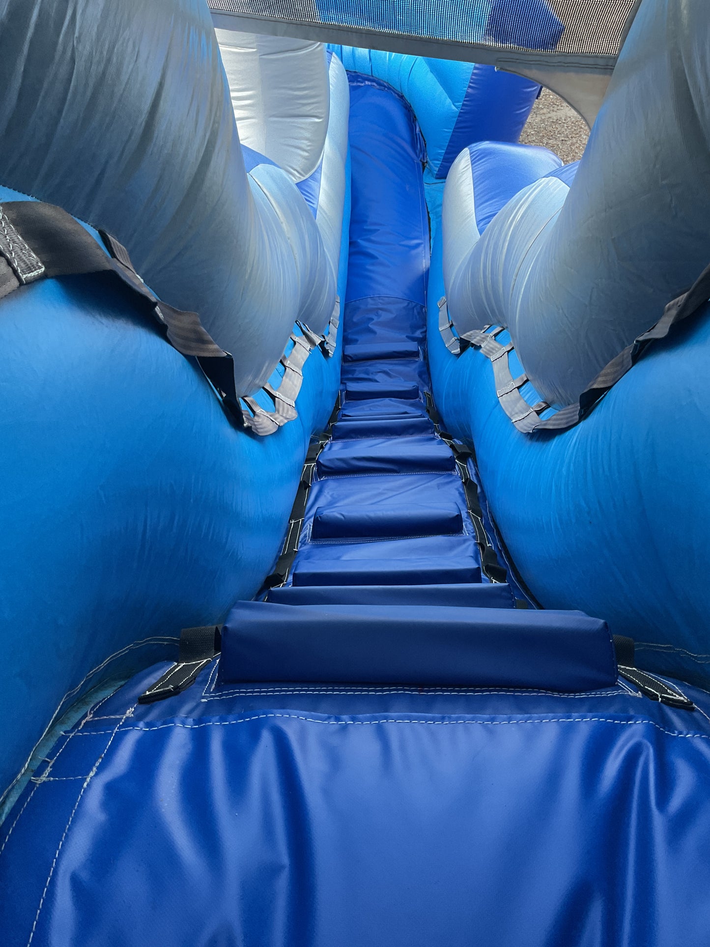 18' Shark Tank Slide