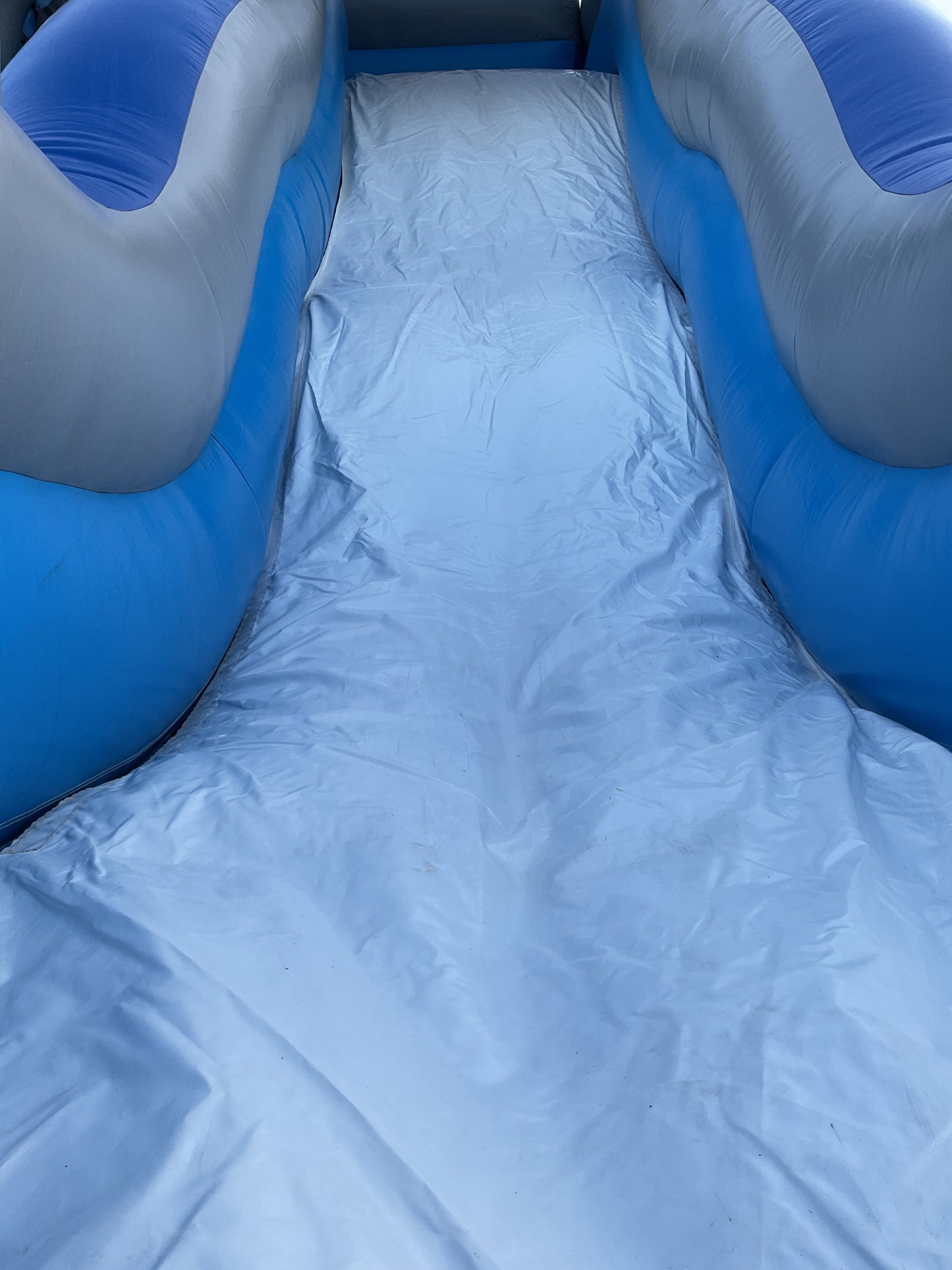 18' Shark Tank Slide