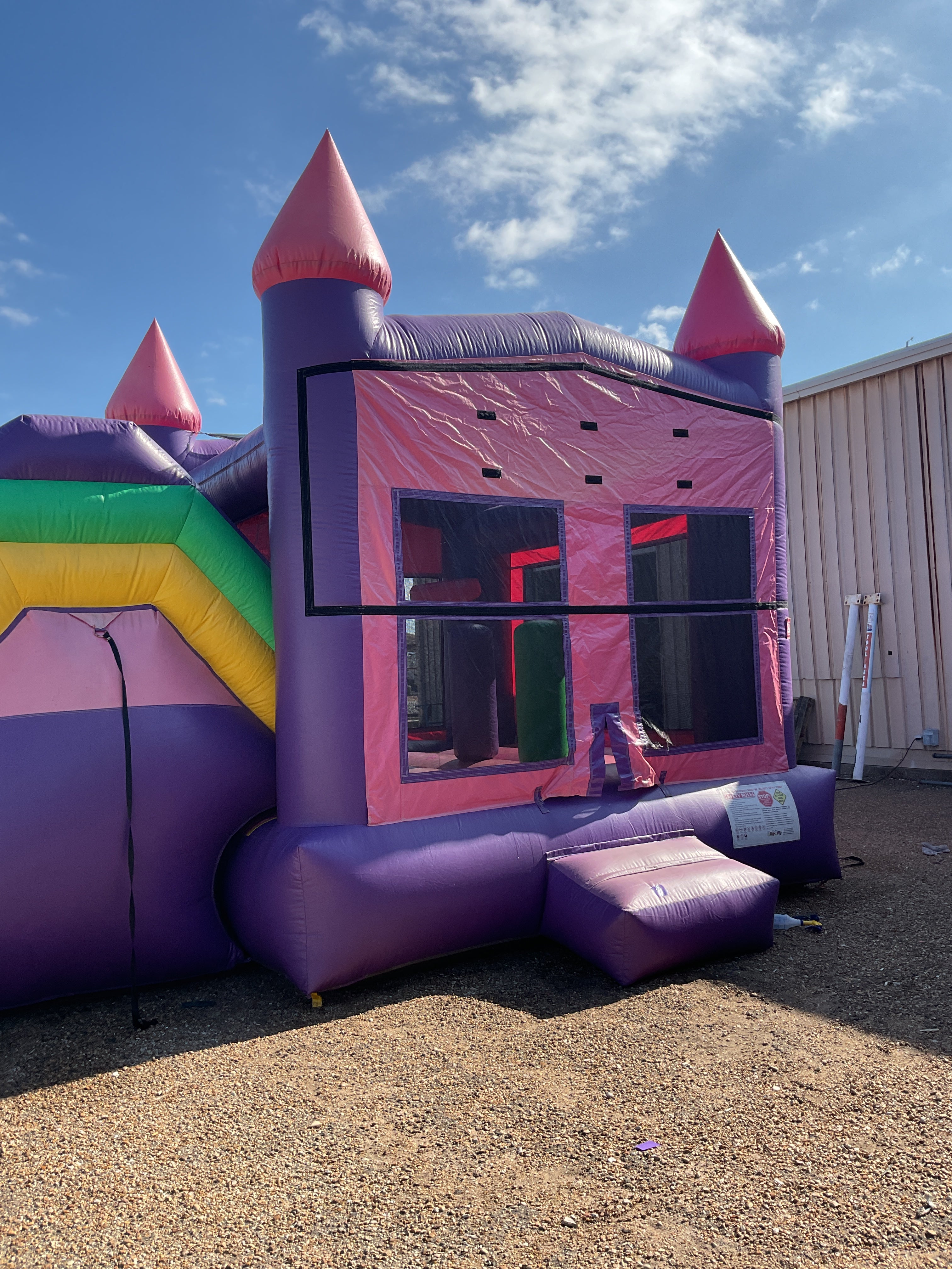 Certified Used Inflatables – Space Walk Inflatables