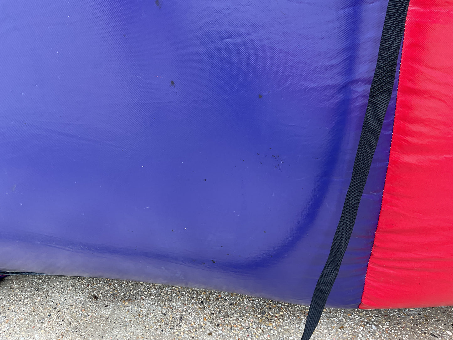 22' Vertical Rush Slide