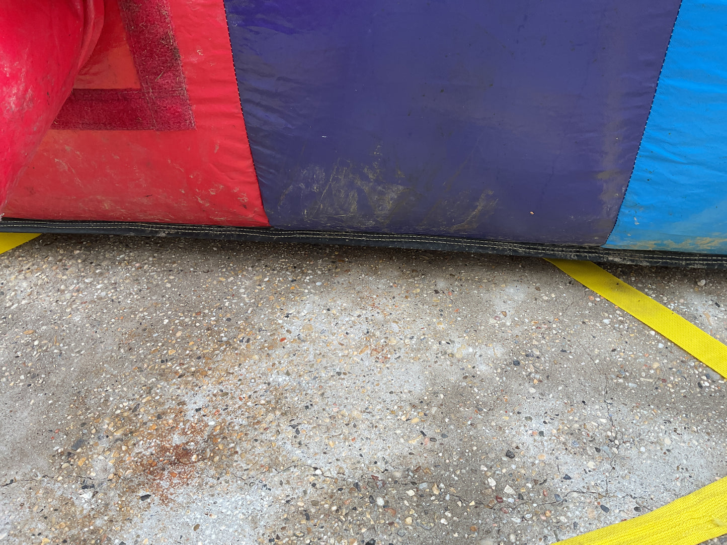 22' Vertical Rush Slide