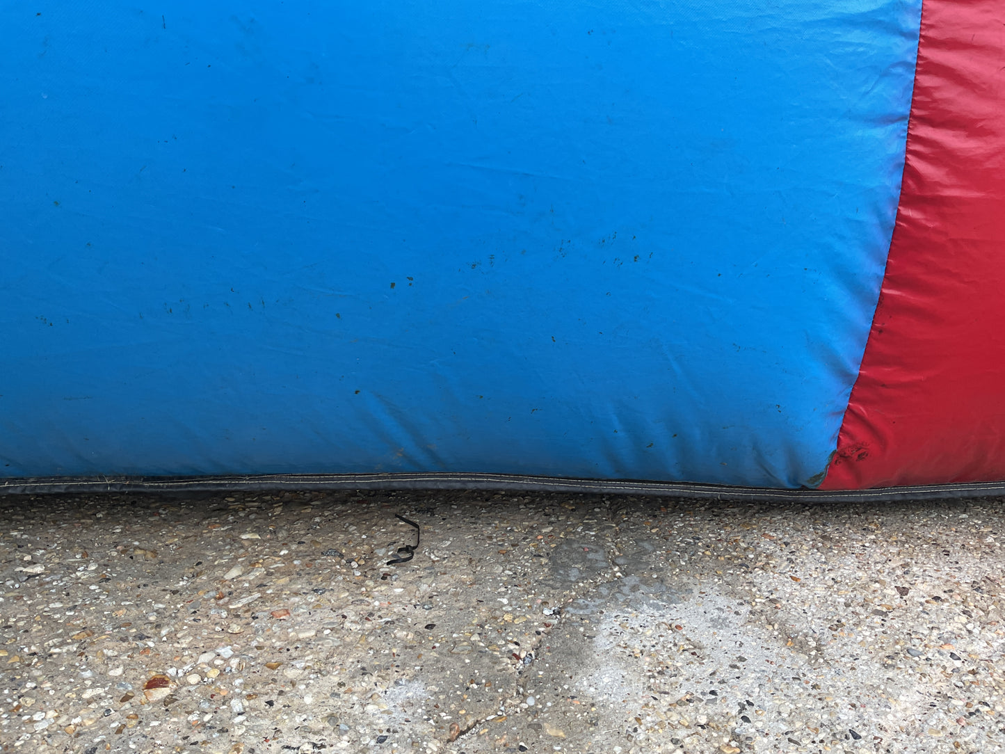 22' Vertical Rush Slide
