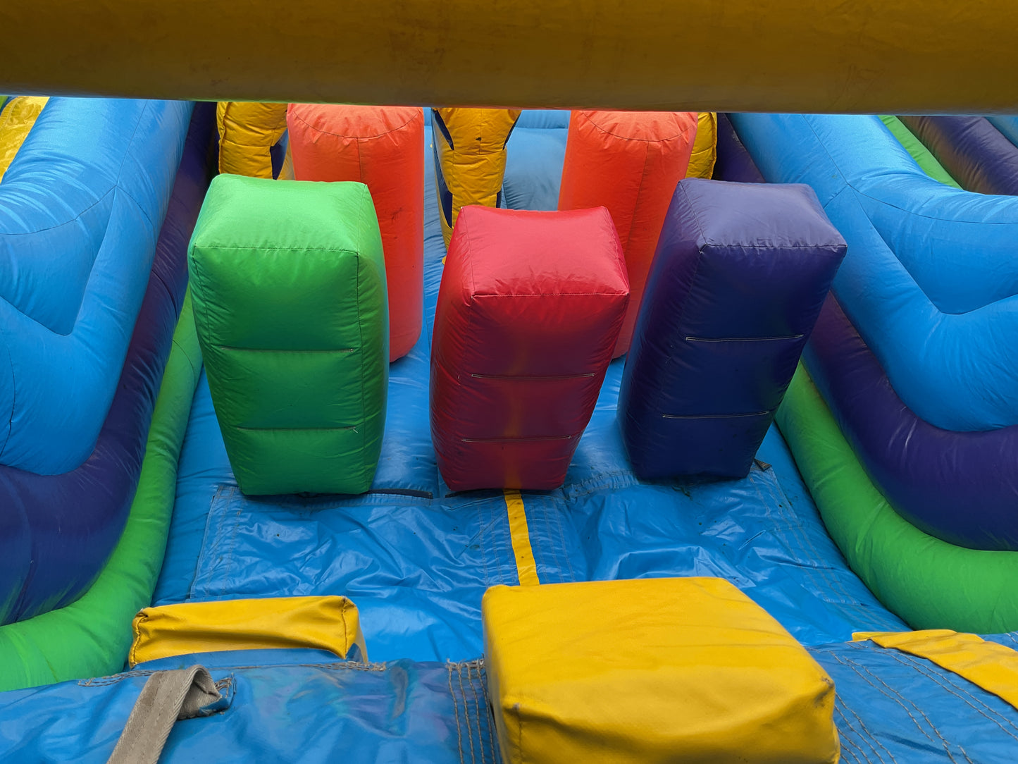 22' Vertical Rush Slide