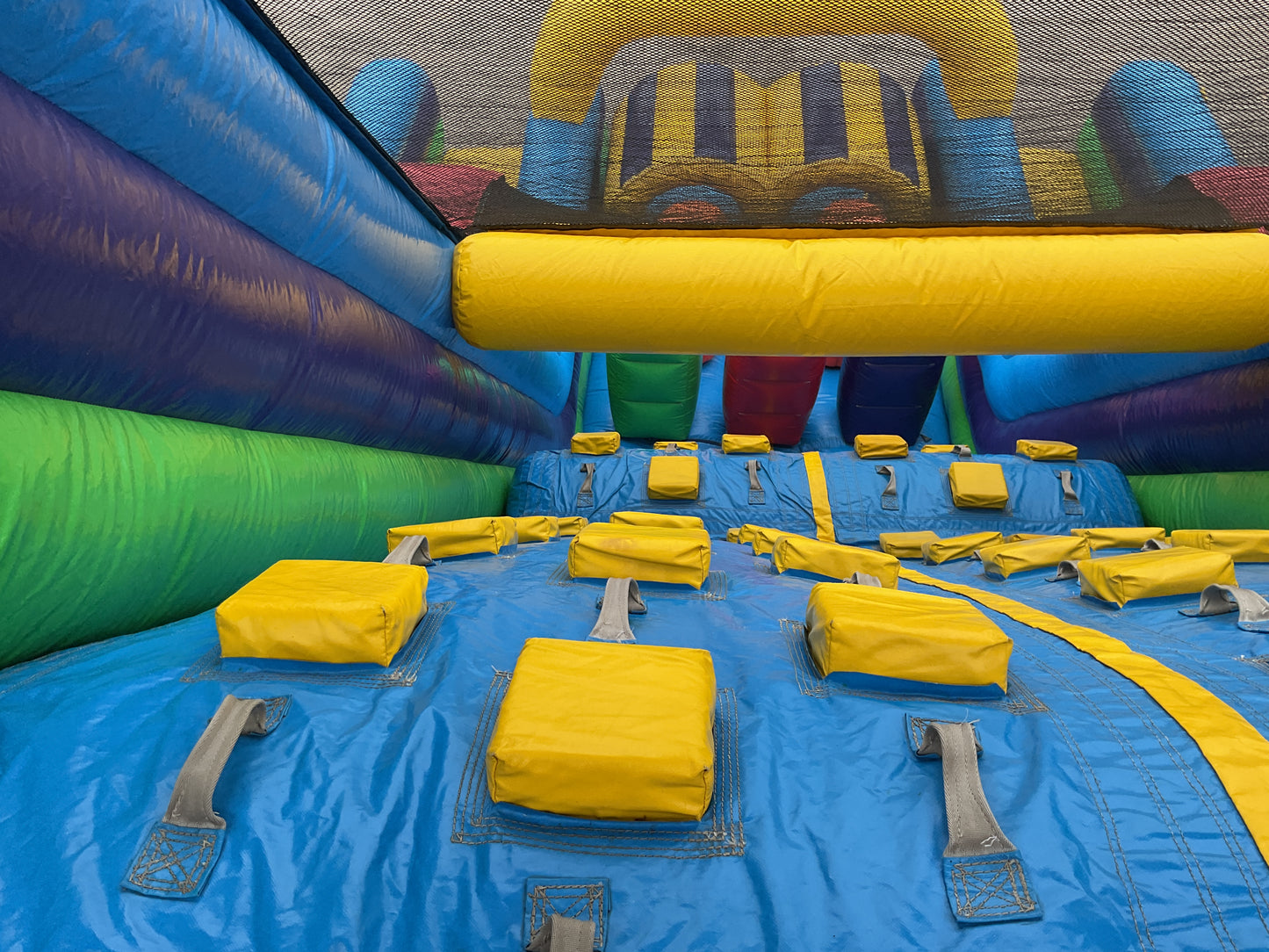 22' Vertical Rush Slide