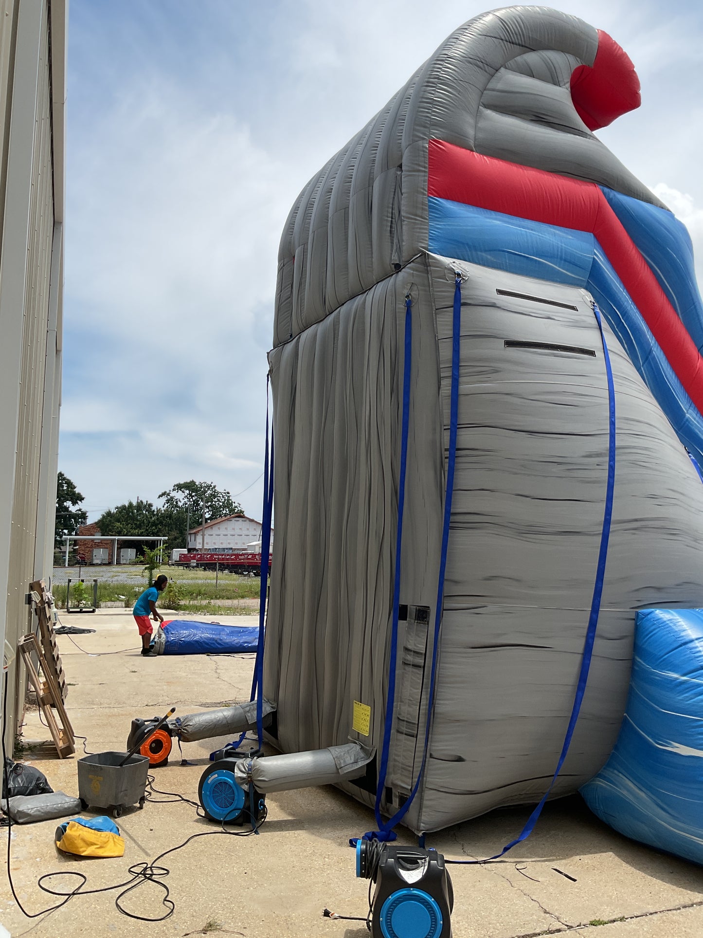 22' Rocky Tsunami Slide with pool