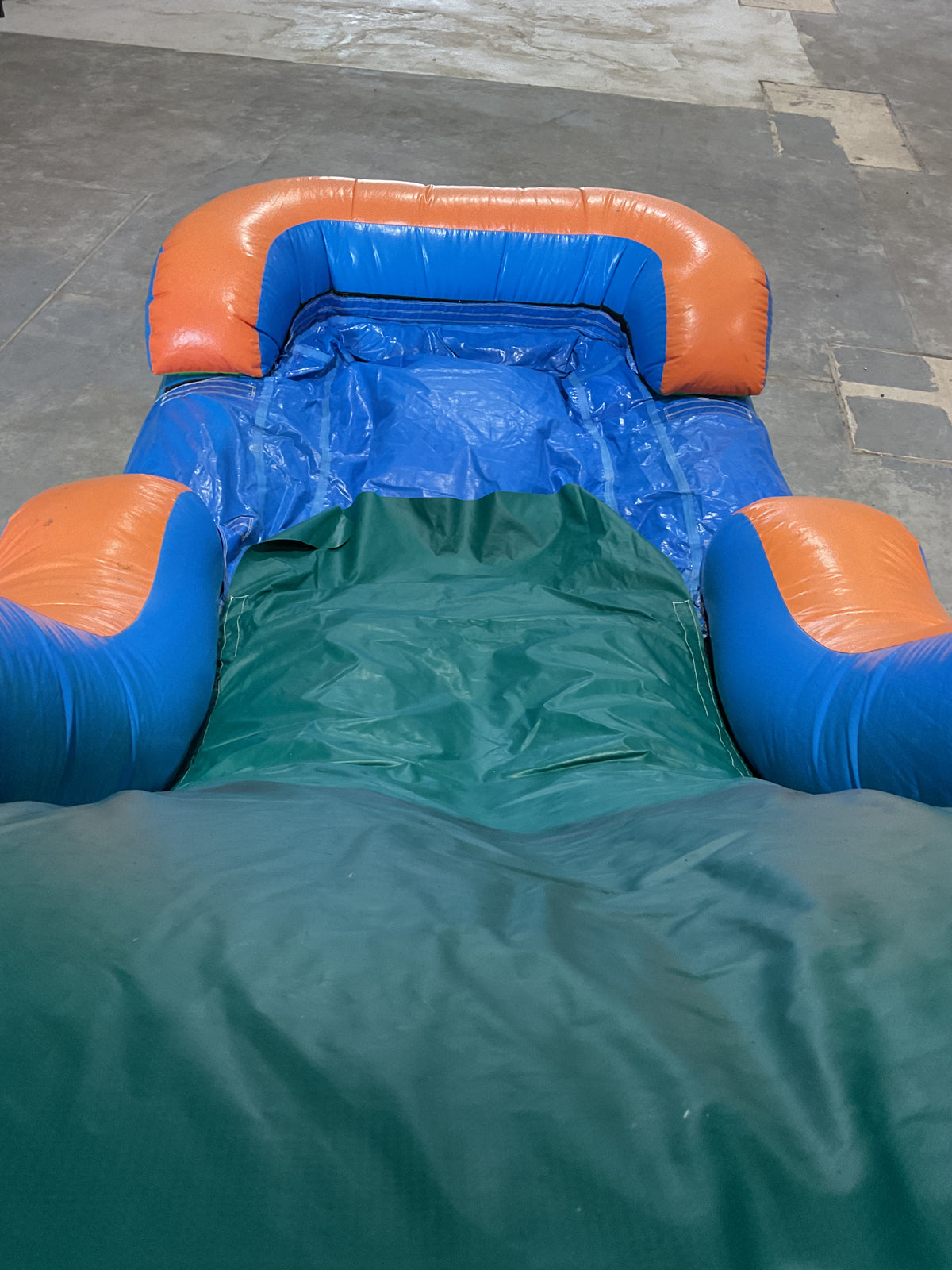 Tiki Island Wet Dry Combo with splash pool
