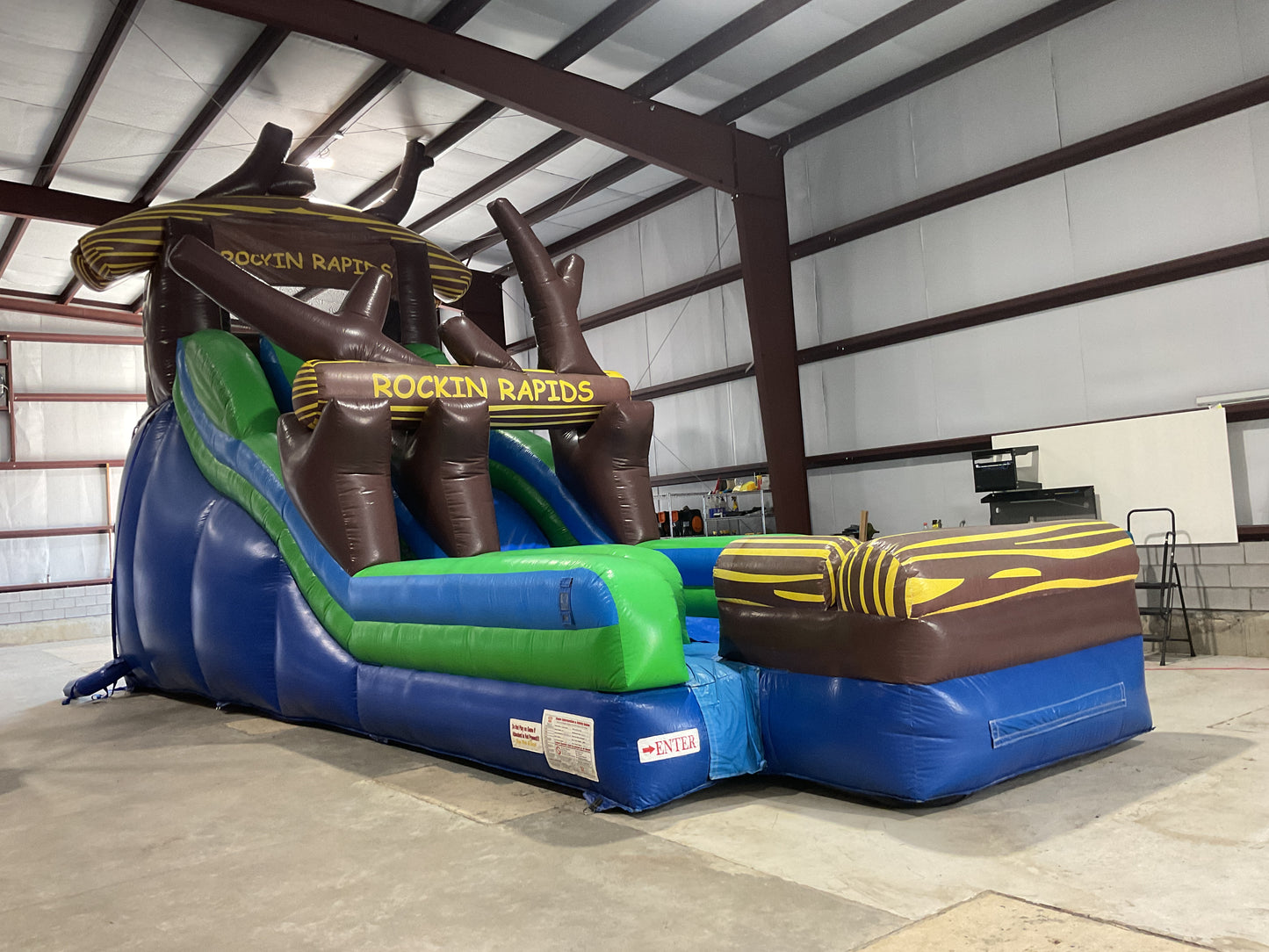 Rockin' Rapids wet dry Slide