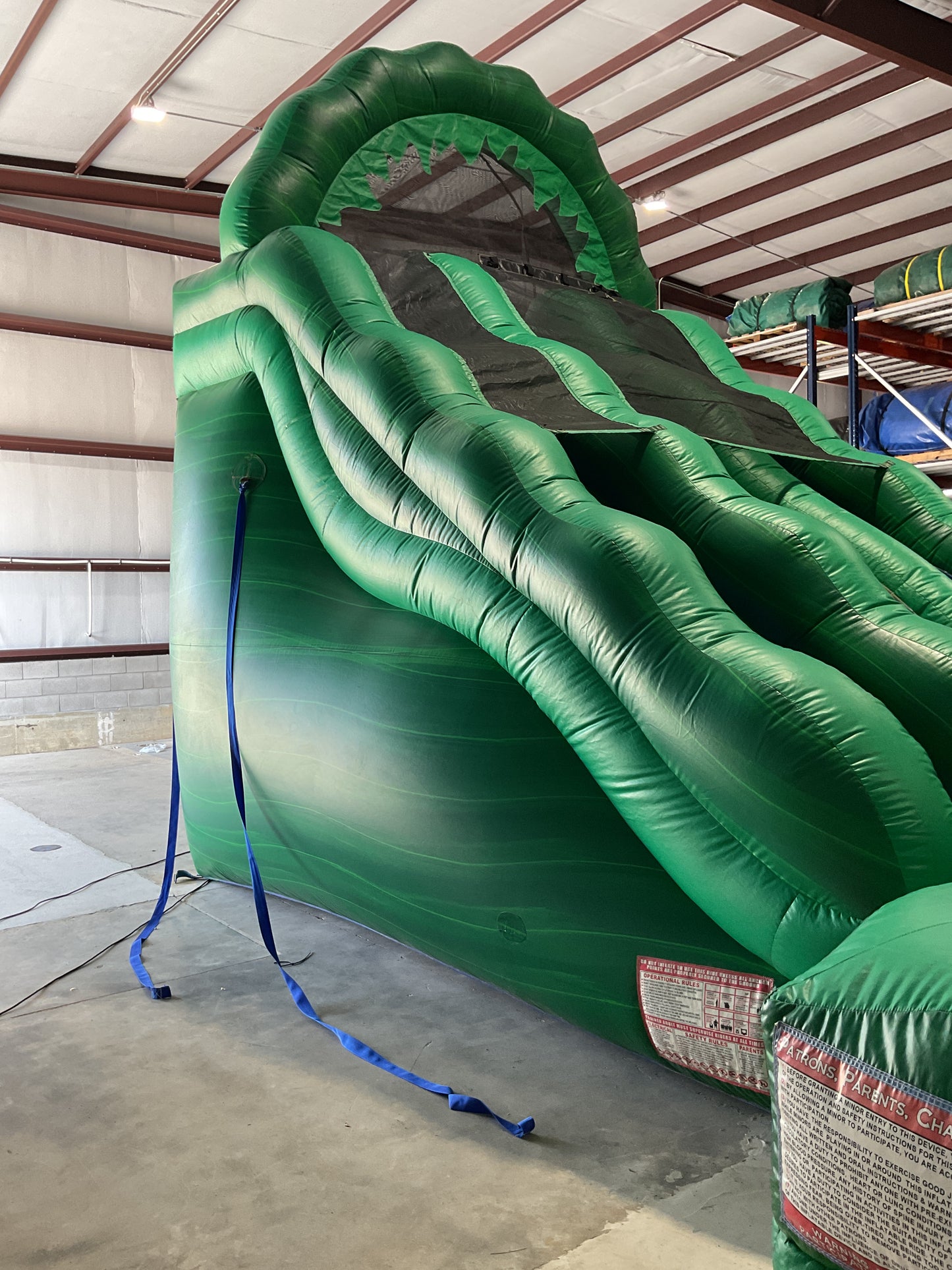 18' Emerald Canyons Slide
