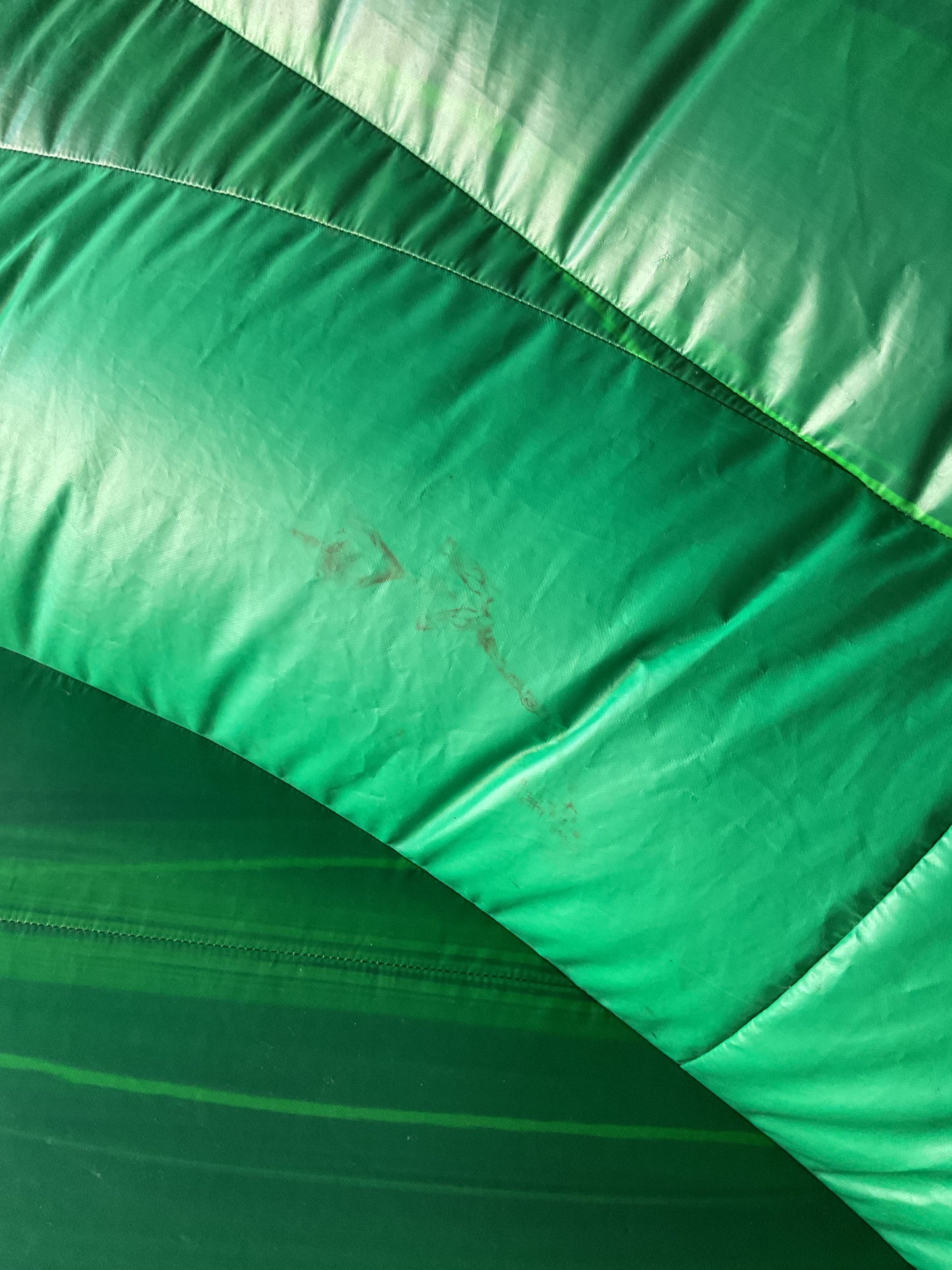 18' Emerald Canyons Slide