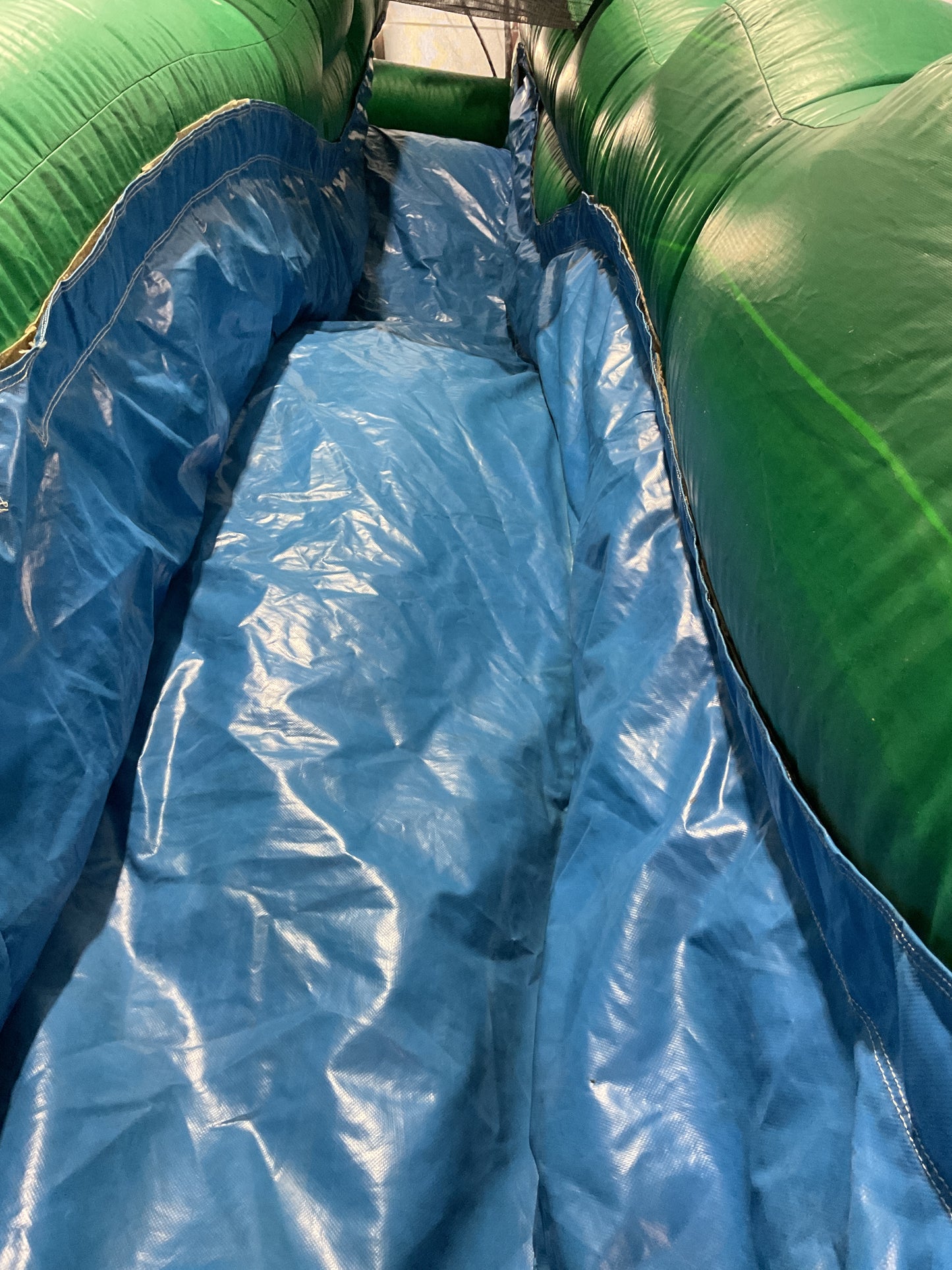 18' Emerald Canyons Slide