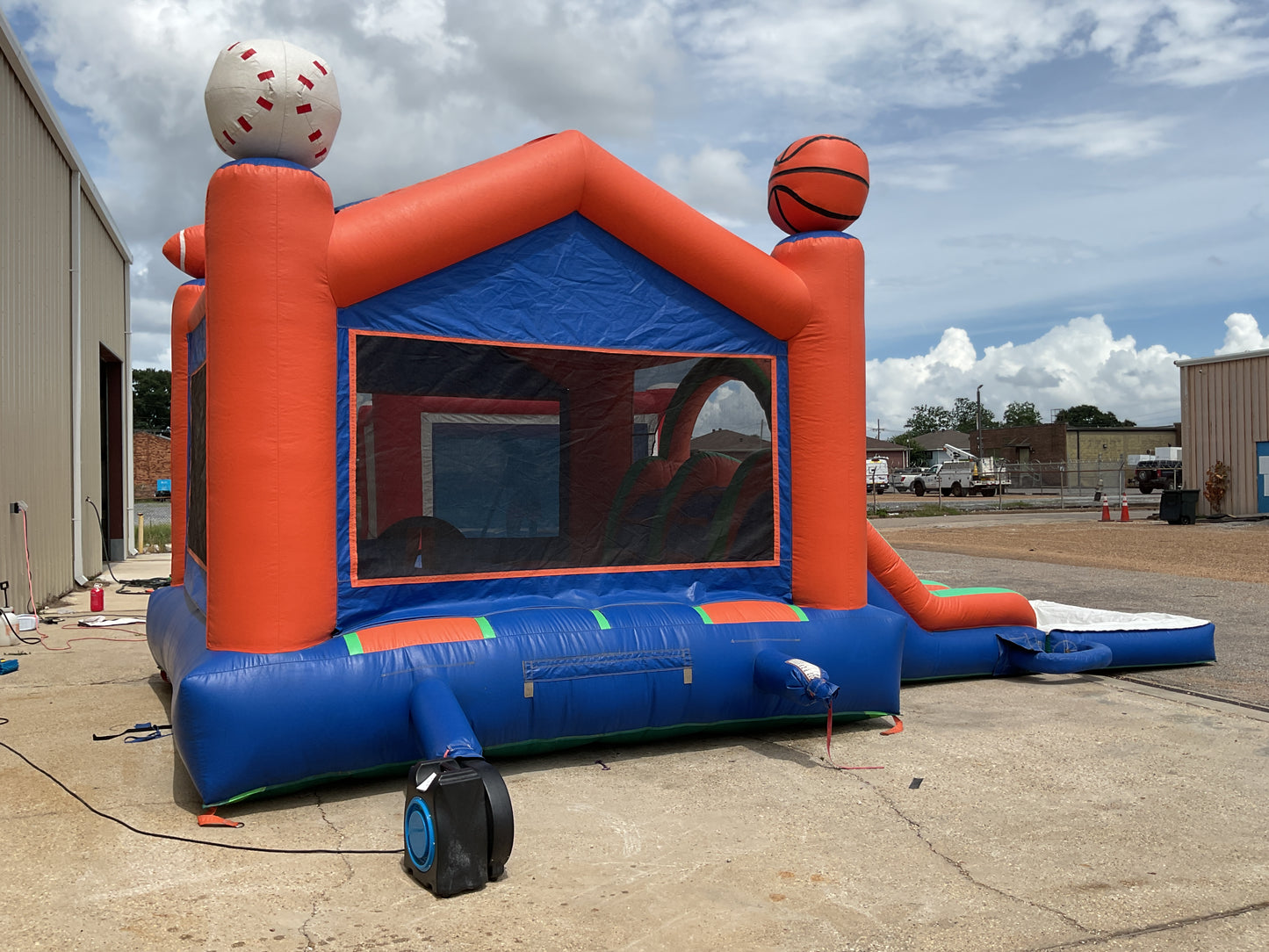 Sports wet dry Combo with pool