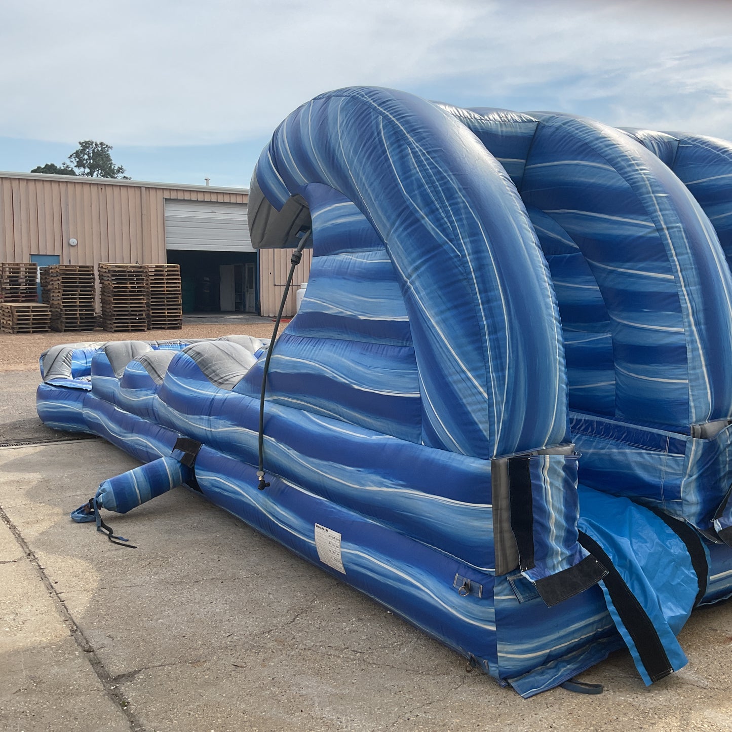 Laguna Wave Slip-n-Slide with pool