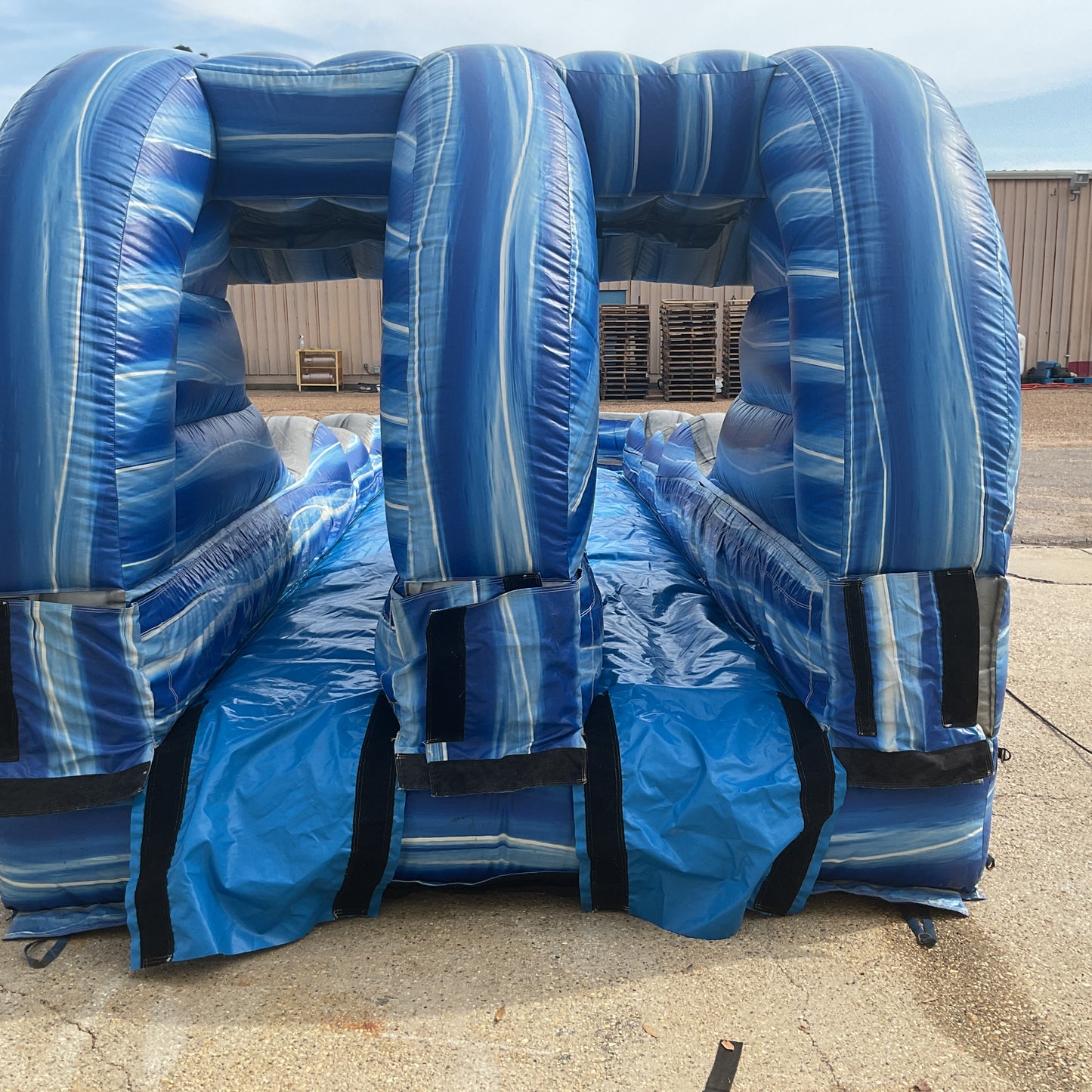 Laguna Wave Slip-n-Slide with pool