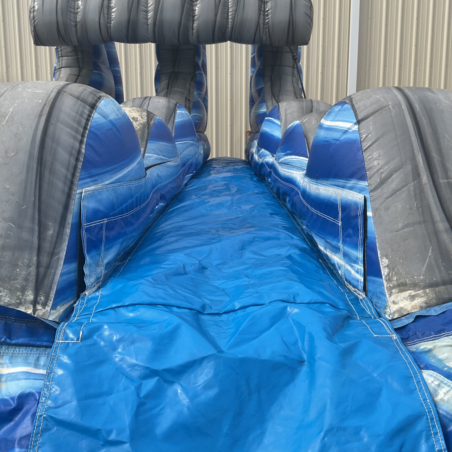 Laguna Wave Slip-n-Slide with pool