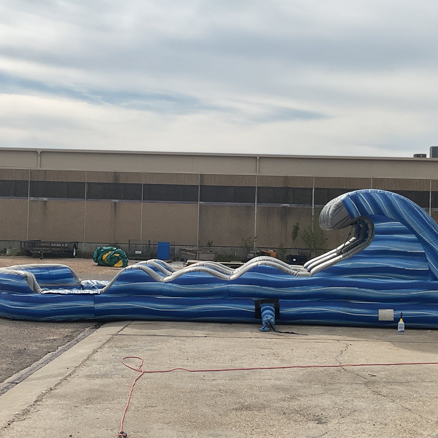 Laguna Wave Slip-n-Slide with pool