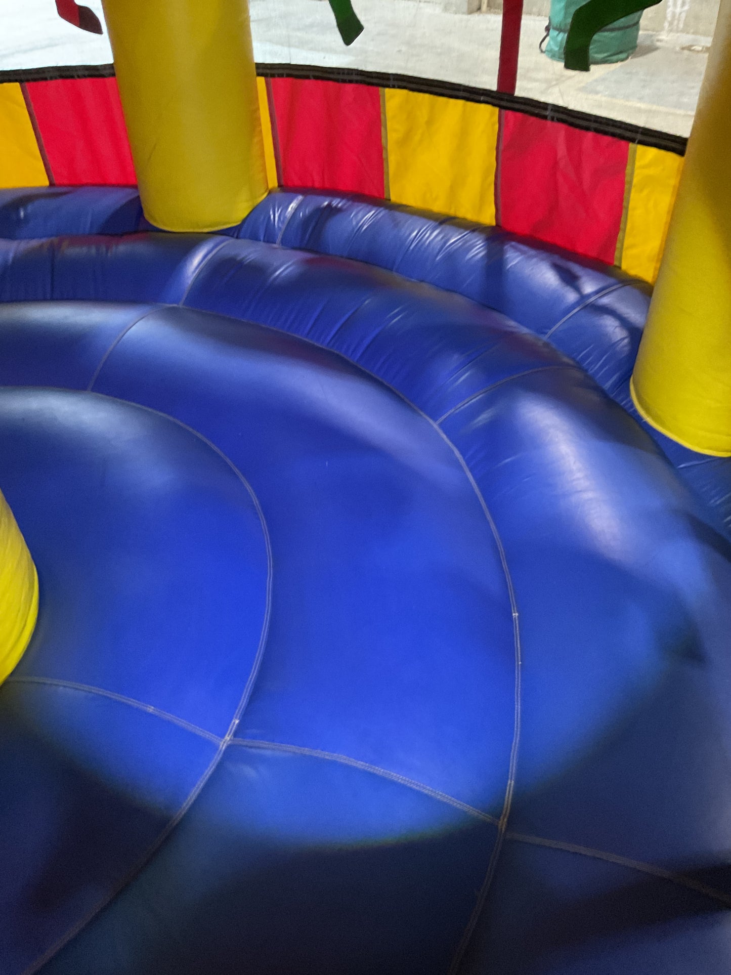 Carousel Bounce
