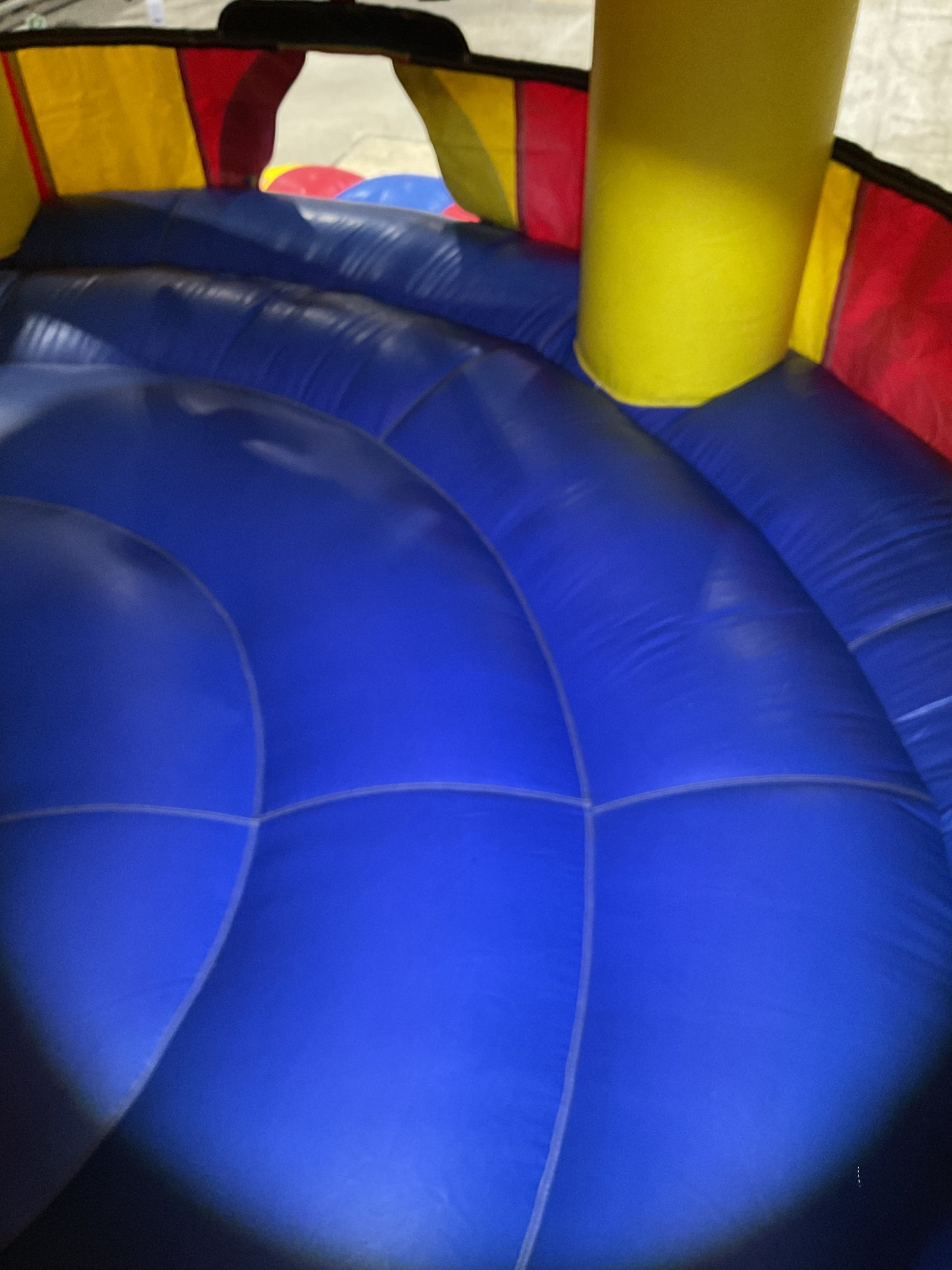 Carousel Bounce