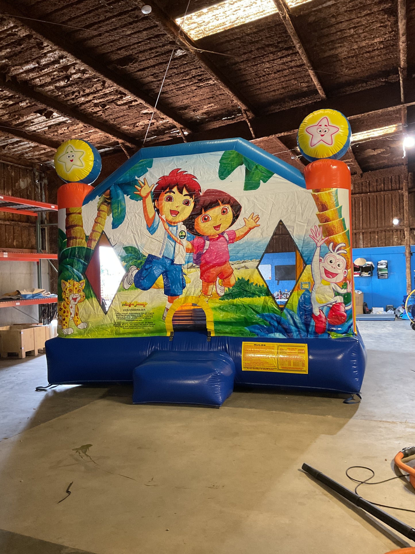 Dora & Diego Bounce
