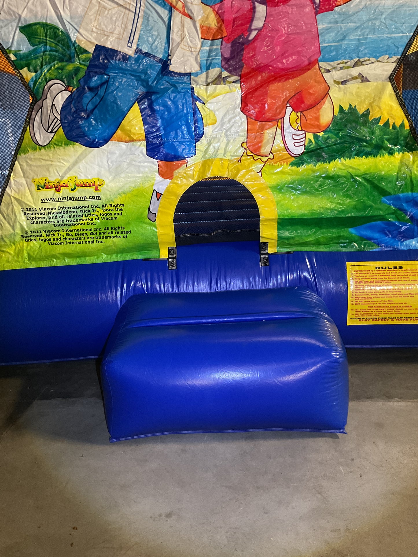 Dora & Diego Bounce