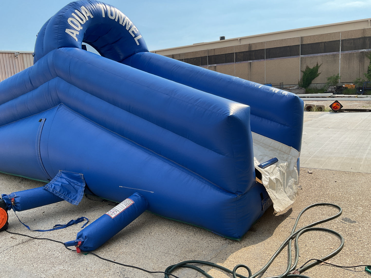 Aqua Tunnel Slide