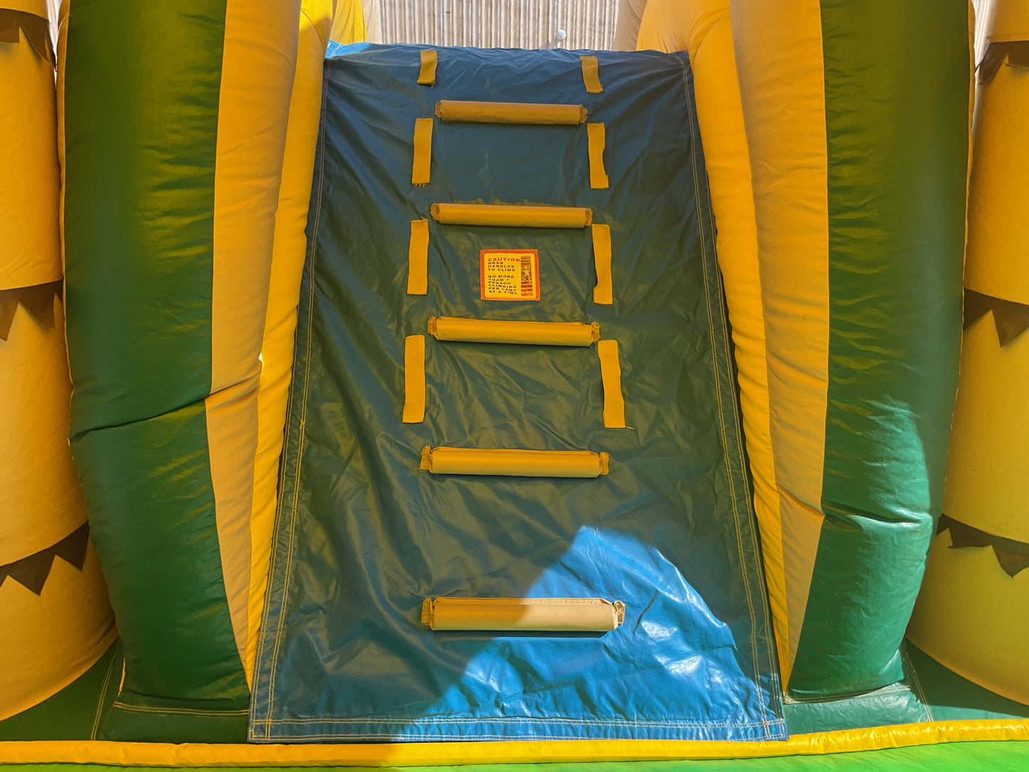 Tropical wet dry Combo with pool