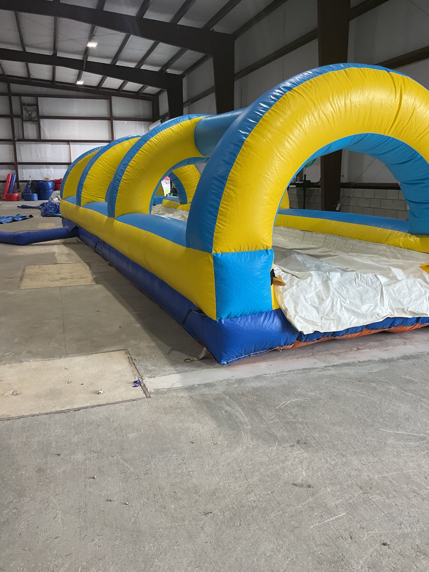 Wild Splash dual lane Slip-n-Slide