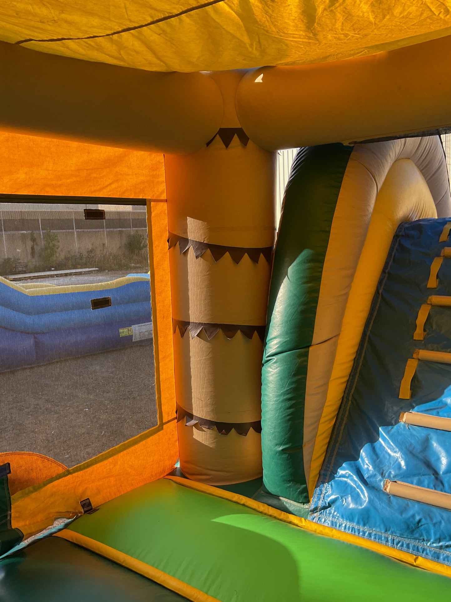 Tropical Wet Dry Combo with pool