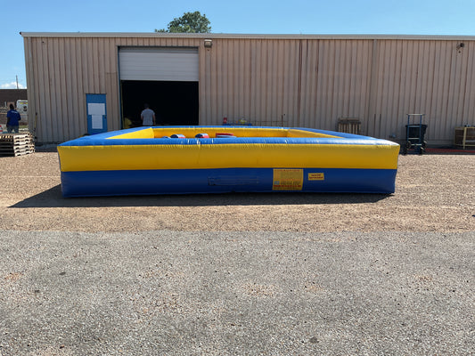 Joust interactive inflatable with accessories