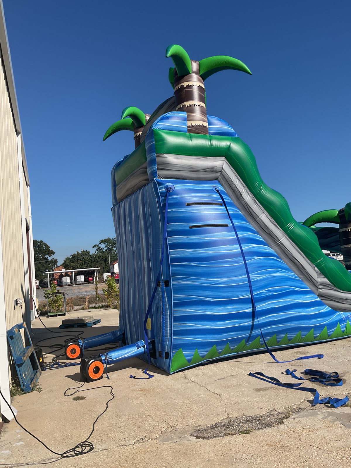 18' Tropical Tsunami Slide with pool