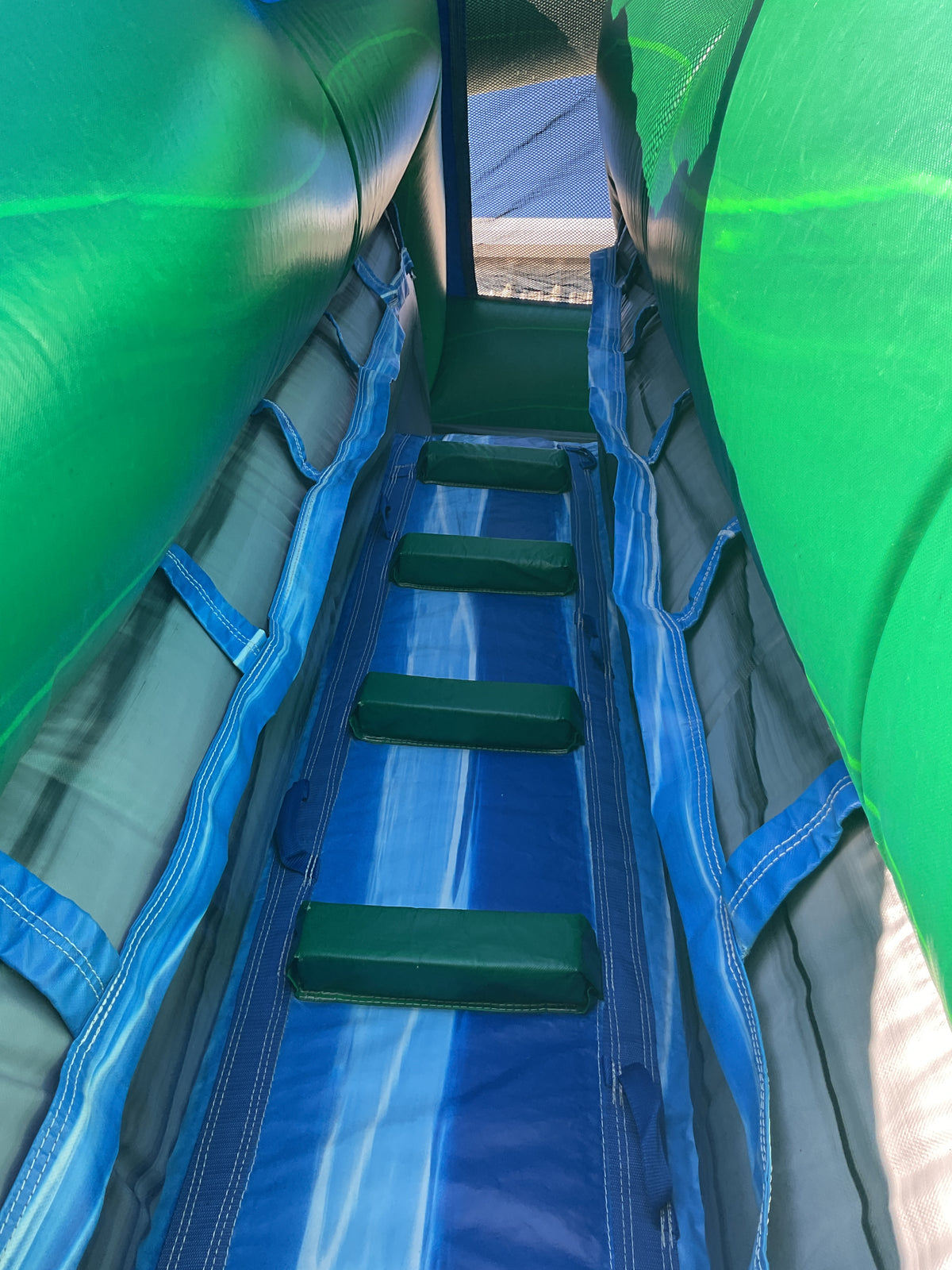 18' Tropical Tsunami Slide with pool