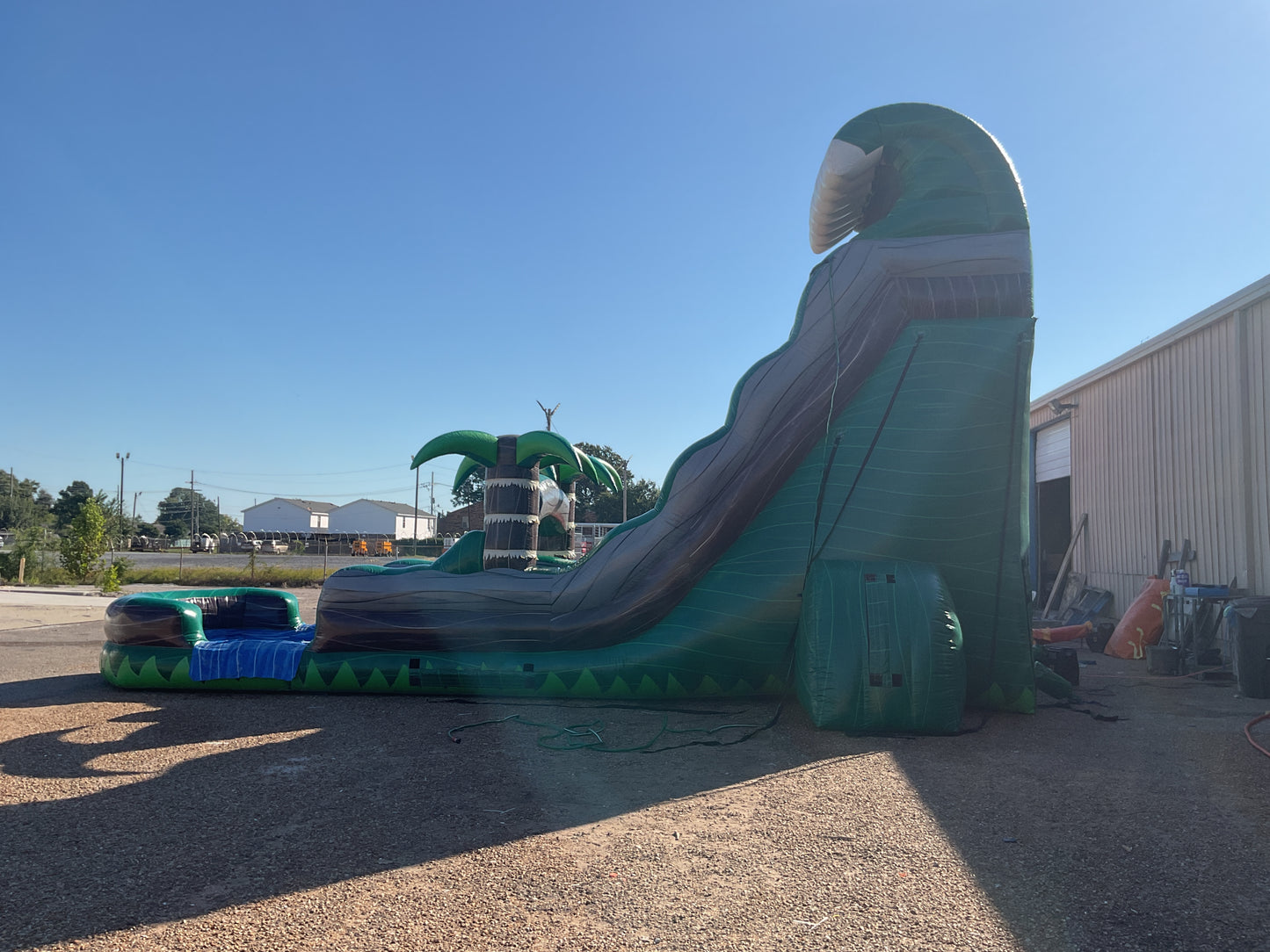 22' Emerald Crush Slide with pool